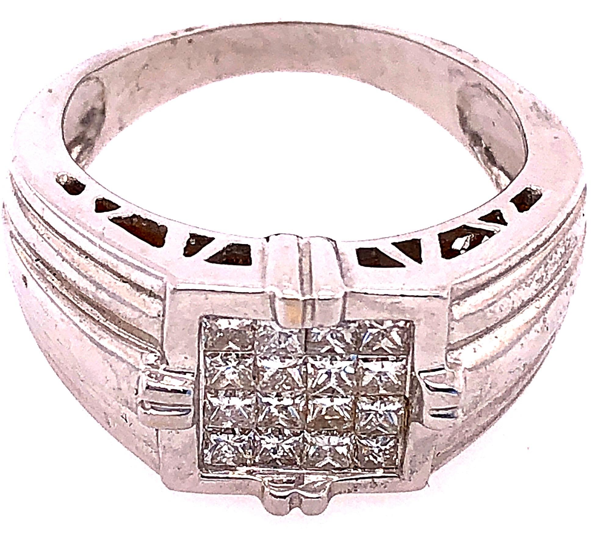 Cushion Cut 14 Karat White Gold Cluster Diamond Ring For Sale