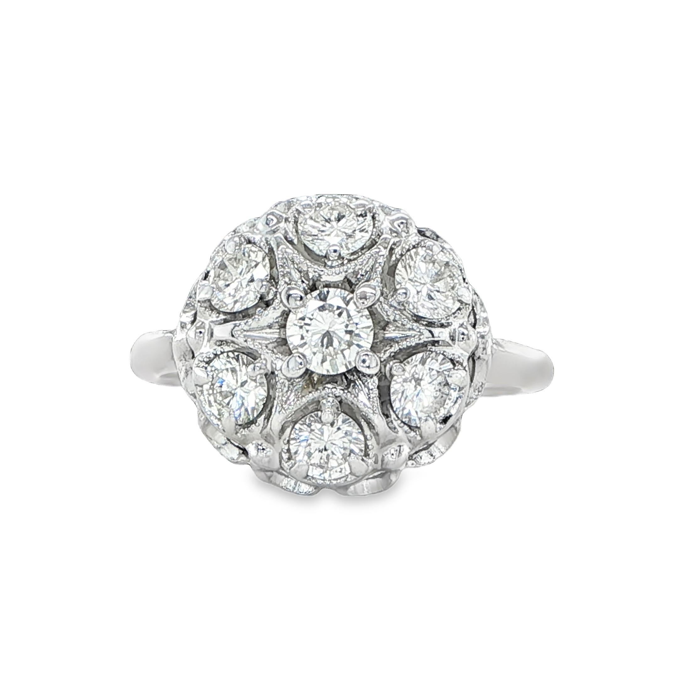 Anello a grappolo in oro bianco 14 carati con sette diamanti tondi e brillanti