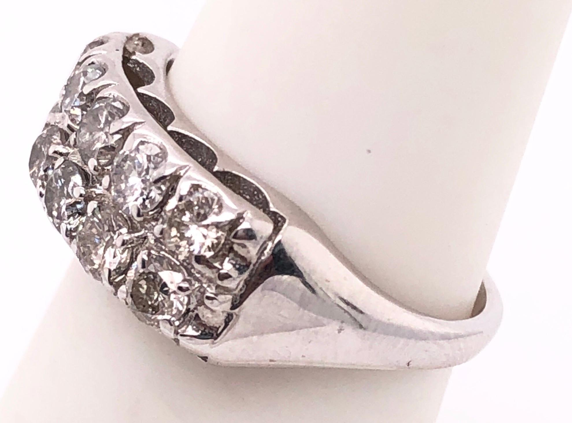 Round Cut 14 Karat White Gold Contemporary Diamond Band Wedding Anniversary Ring For Sale