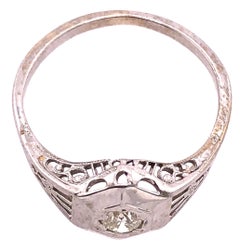 Zeitgenössischer Ring aus 14 Karat Weißgold mit rundem Diamant