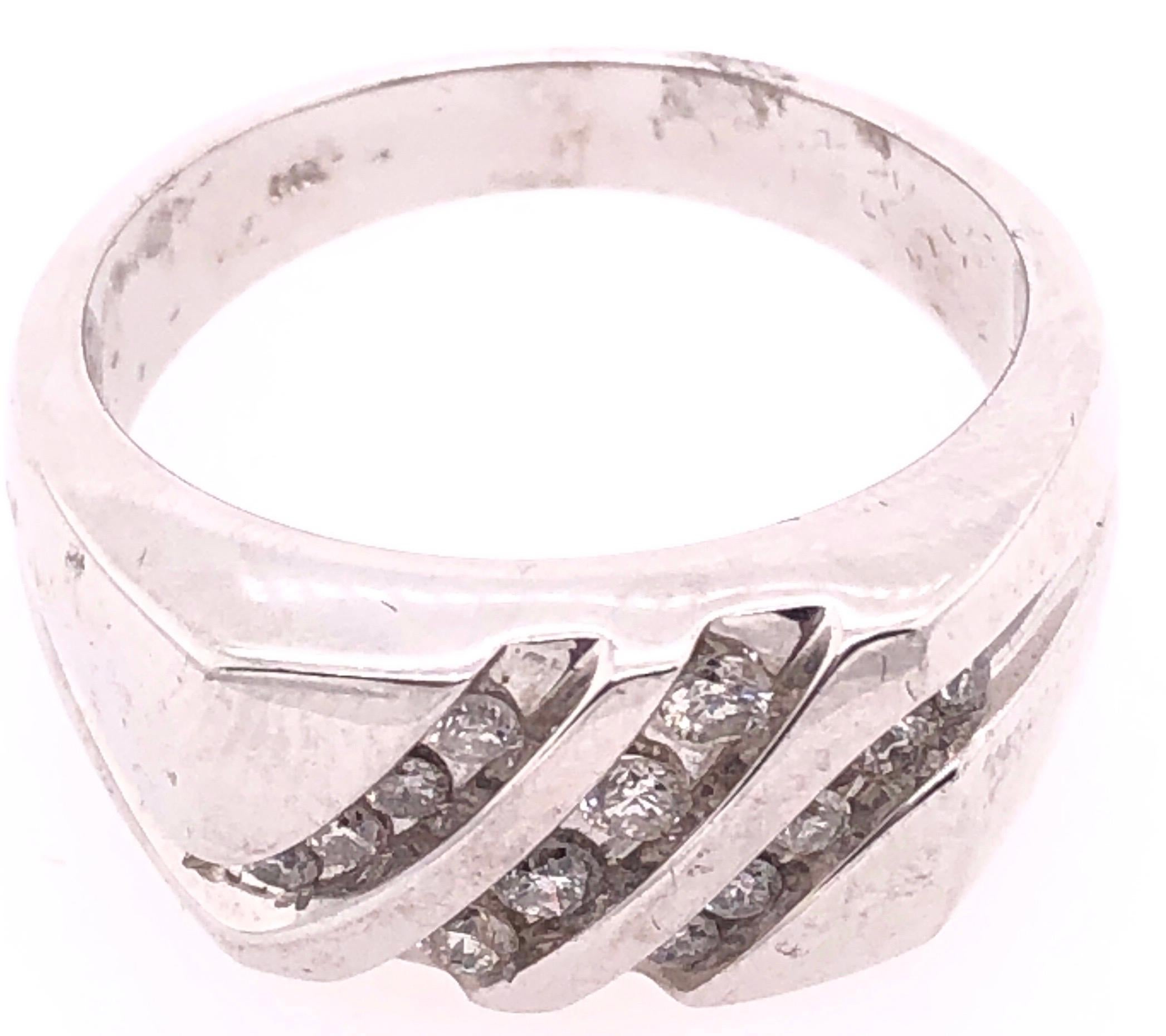 14 Karat White Gold Contemporary Three Row Diamond Ring Band
Size 9.75 
15 piece round diamonds with 1.00 total diamond weight.
9.56 grams total weight.