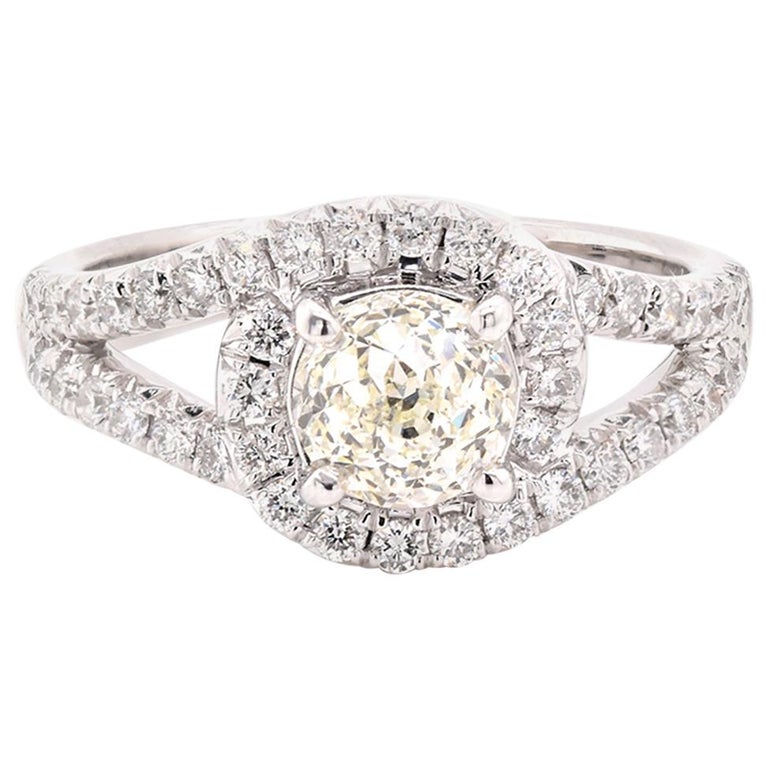 14 Karat White Gold Crown of Light Diamond Engagement Ring For Sale at 1stDibs