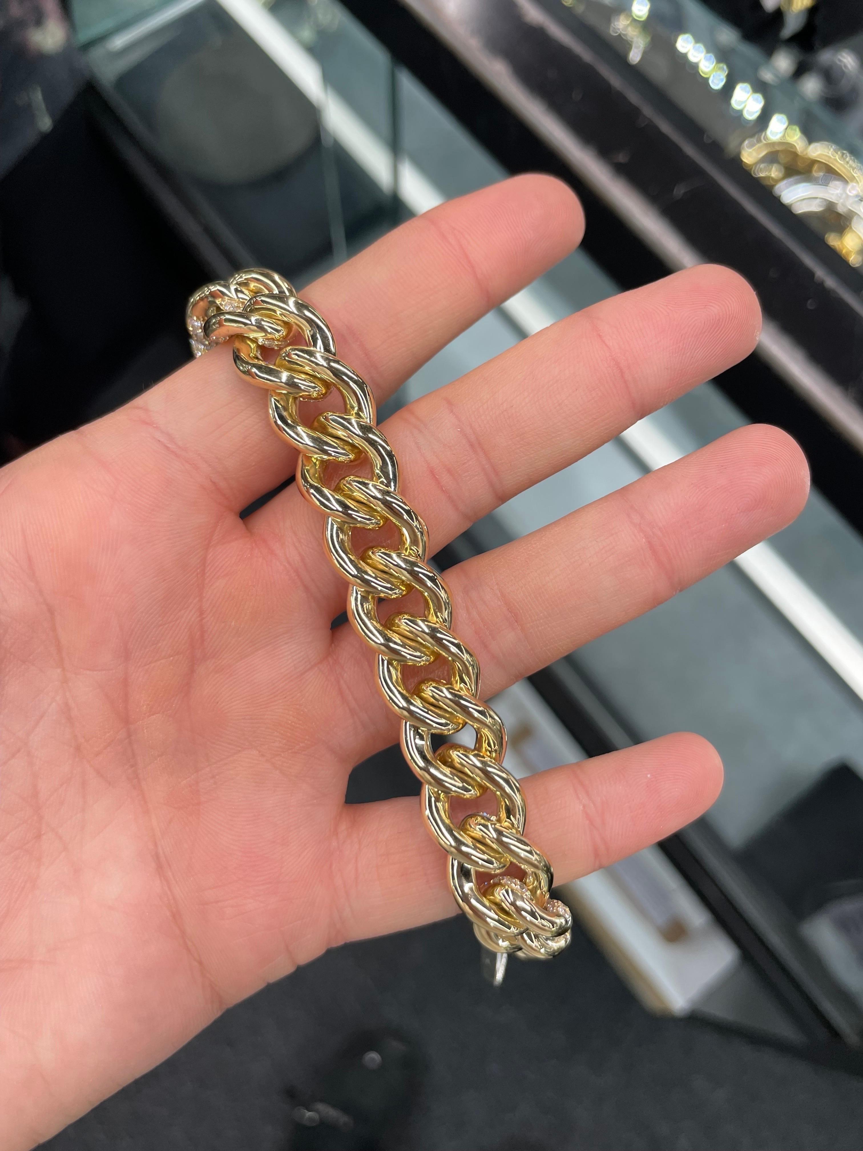 14 Karat White Gold Cuban Link Bracelet 10.52 Carats 44.3 Grams For