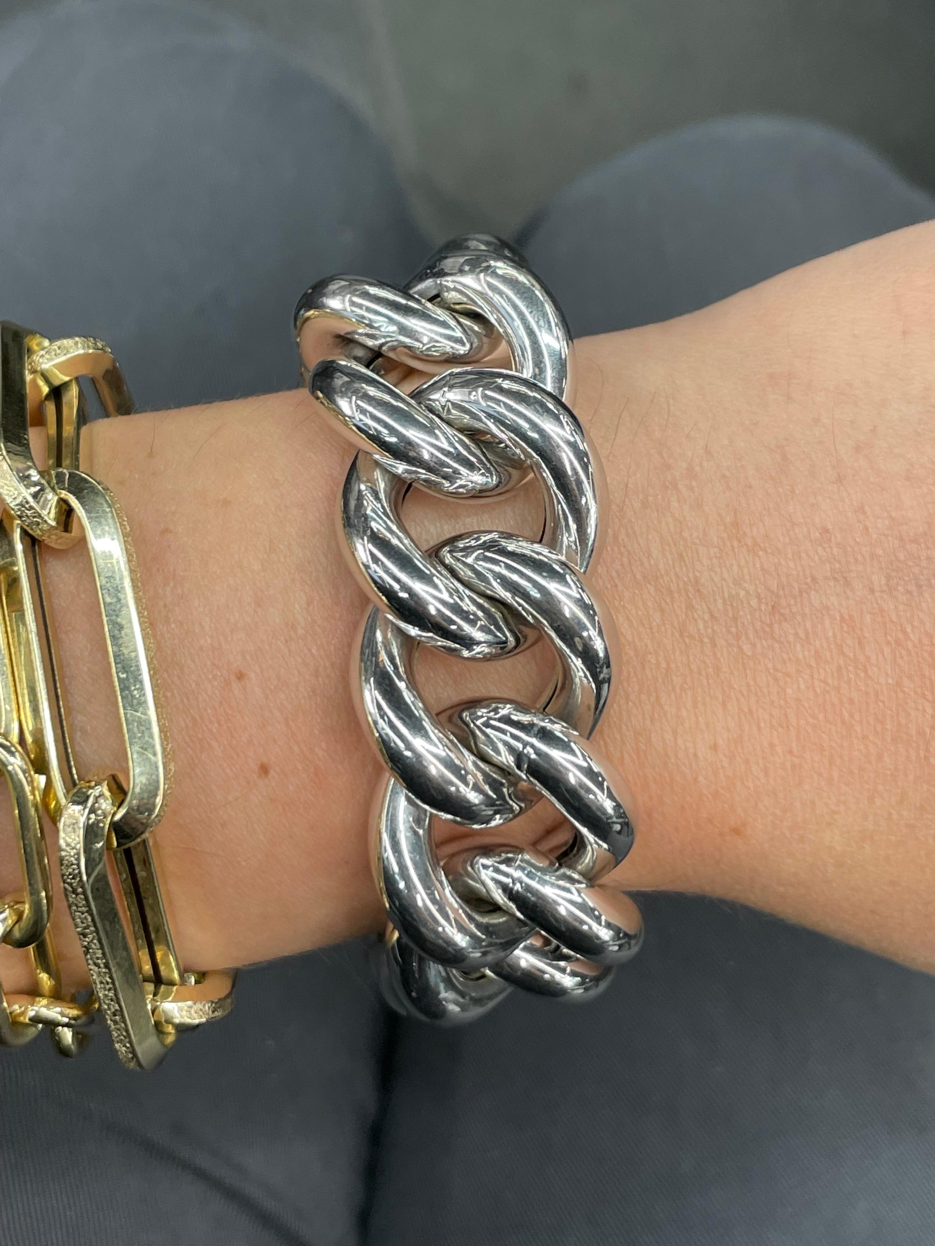 14 Karat White Gold bracelet featuring 15 Cuban links weighing 64.03 Grams, made in Italy. 
More Link Bracelets Available
DM For Pictures