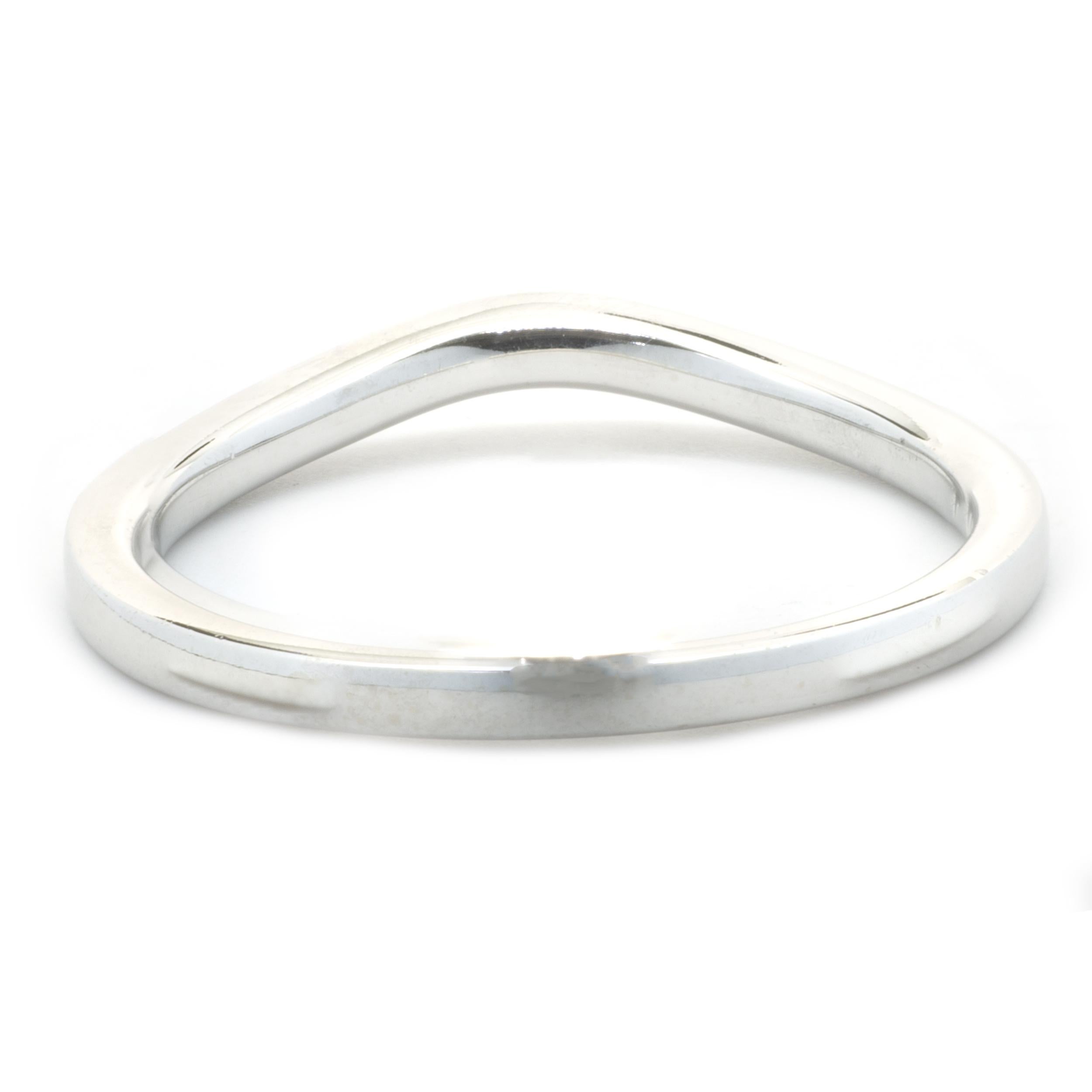 curved anniversary band