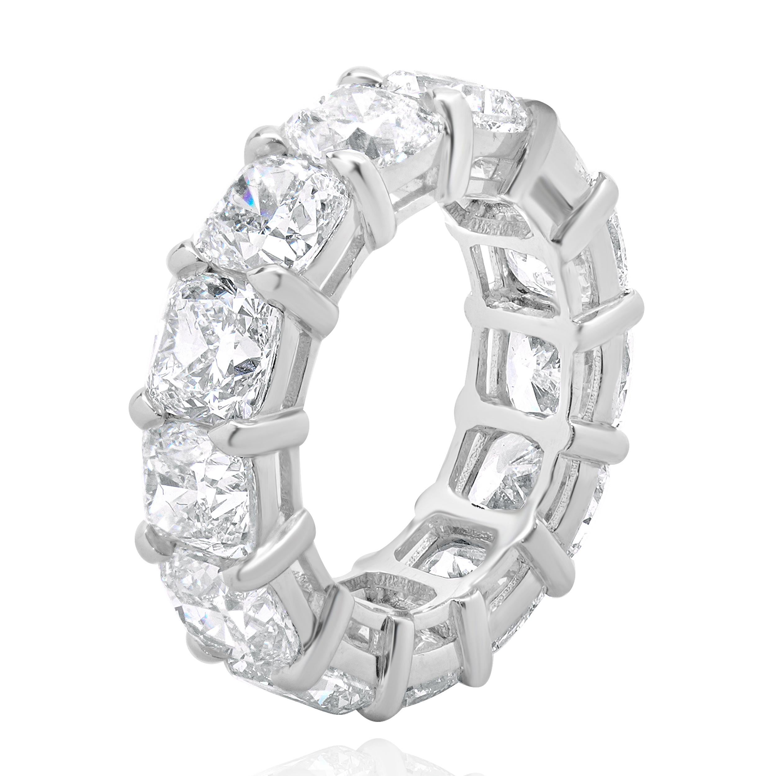 Designer: custom
Material: platinum
Diamond:  13 cushion cut = 16.21cttw
Color: F-G
Clarity: VVS1-VS2
Ring size: 7 (please allow two additional shipping days for sizing requests)
Weight: 12.12 grams