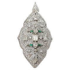 Colgante/broche de oro blanco de 14 quilates con diamantes y esmeraldas- #16453