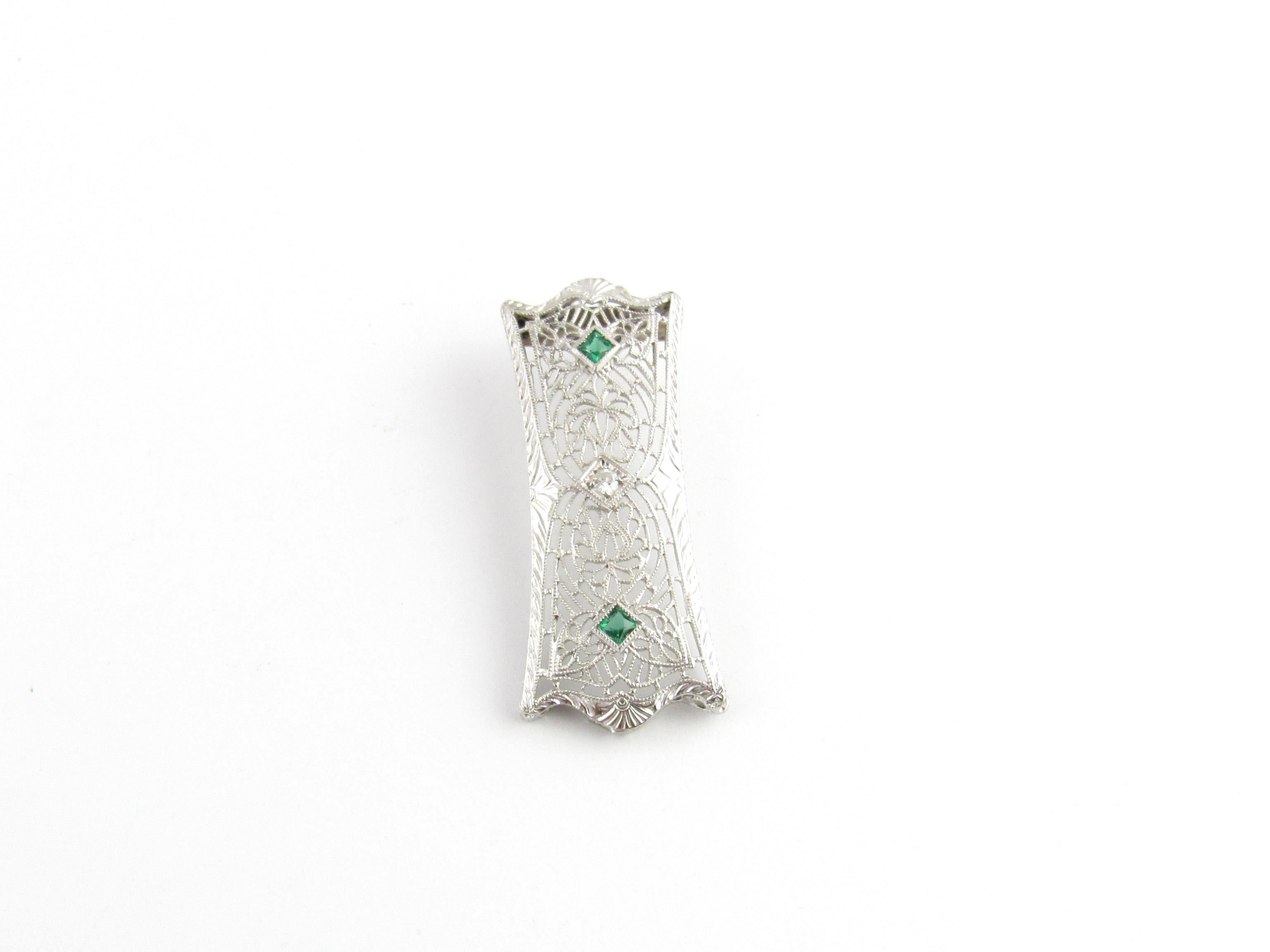 14 Karat White Gold Diamond and Emerald Pendant For Sale 2