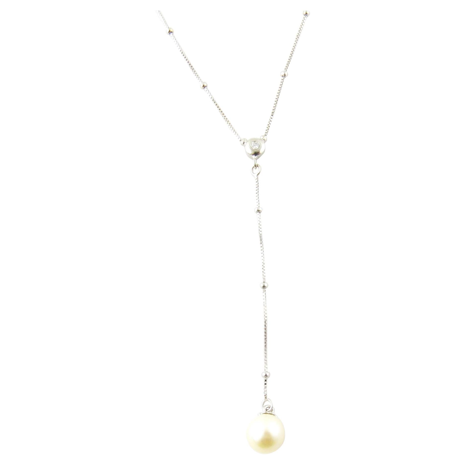 14 Karat White Gold Diamond and Pearl Drop Necklace