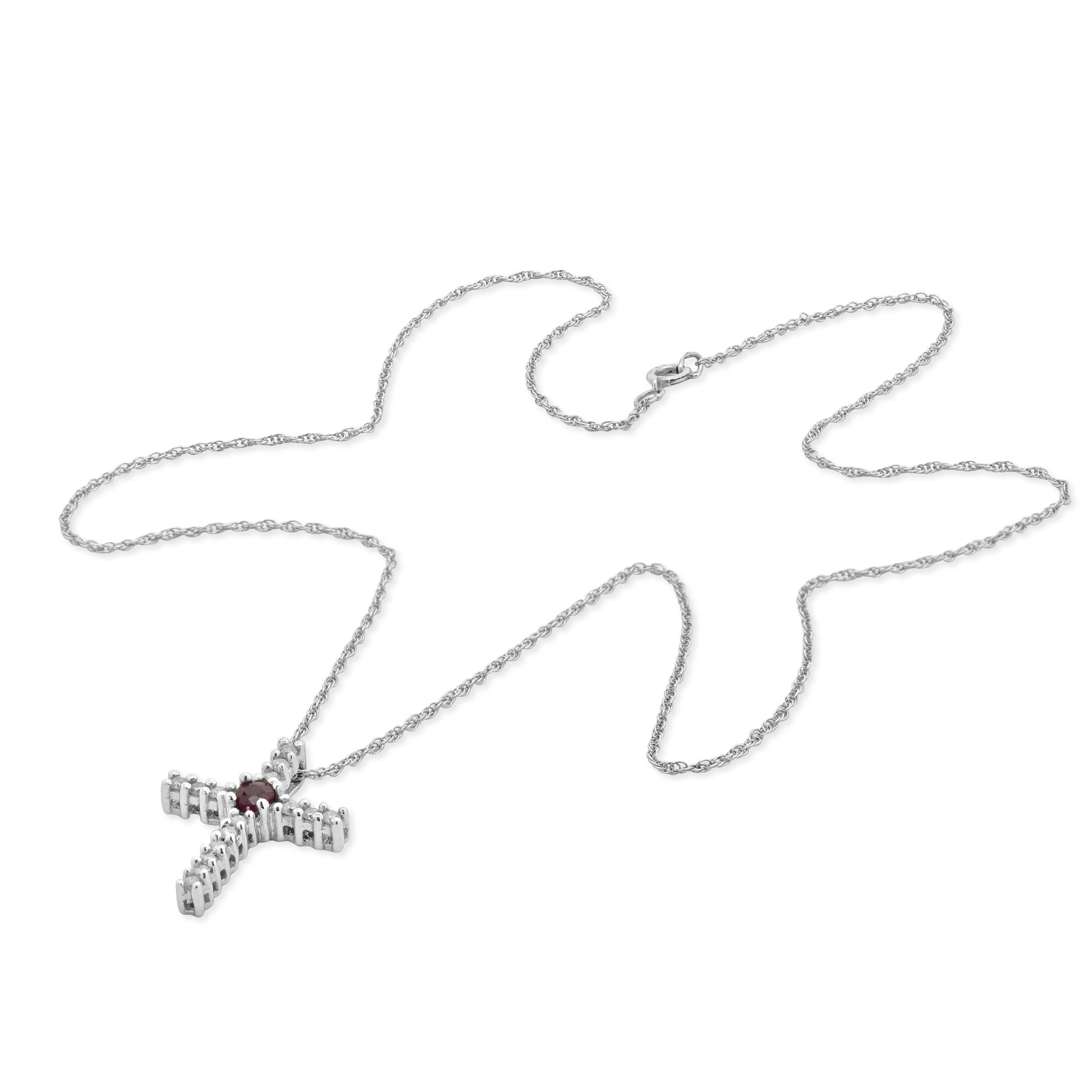 Designer: personalizzato
Materiale: oro bianco 14 carati
Diamanti: 15 diamanti tondi taglio brillante = 0,15cttw
Colore: H
Chiarezza: SI1
Rubino: taglio rotondo = 0,13ct
Lunghezza: la collana misura 16 pollici di lunghezza
Peso: 2.10 grammi
