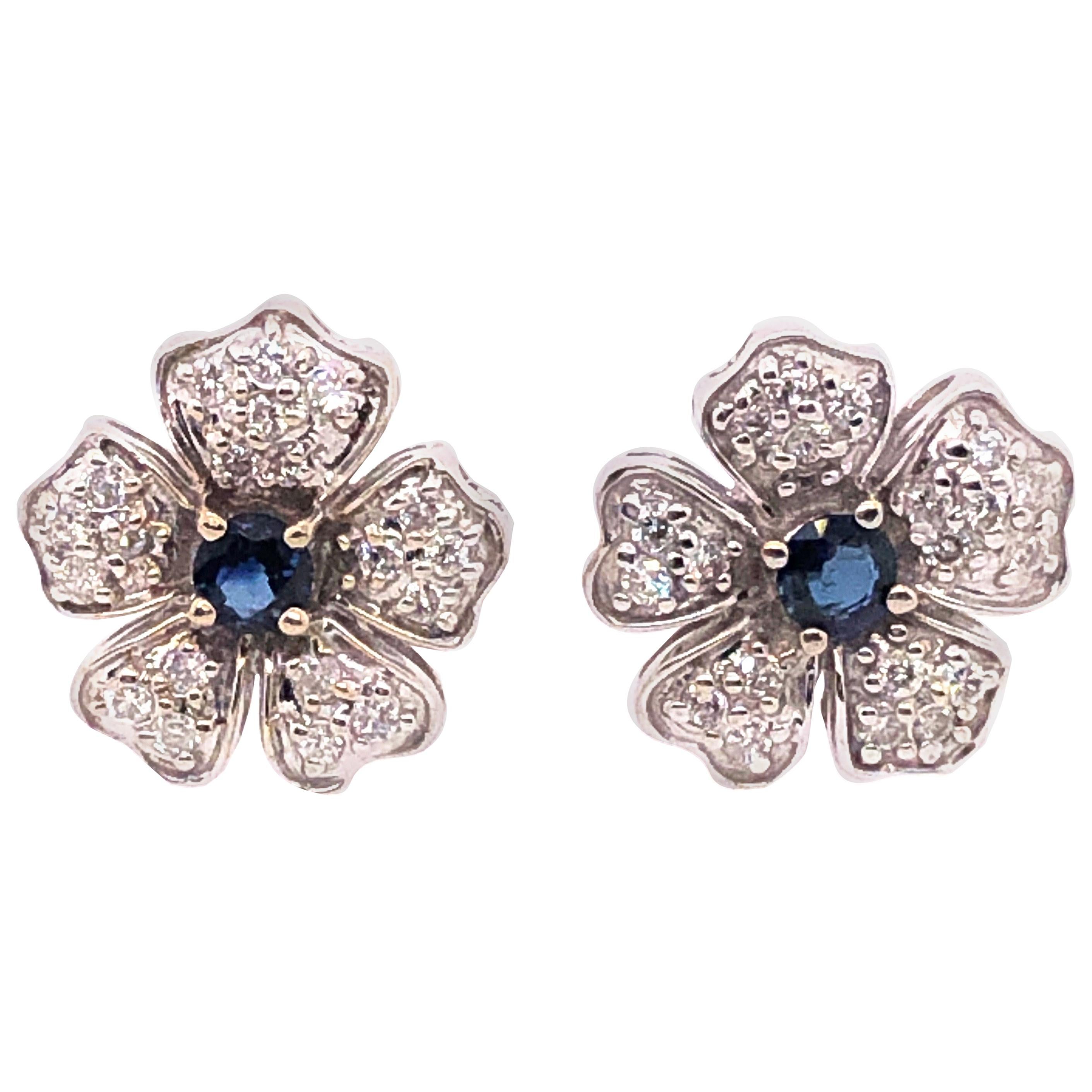 14 Karat White Gold Diamond and Sapphire Flower Stud / Button Earrings For Sale