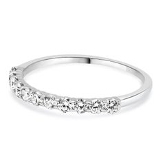 Anillo de Aniversario de Diamantes de Oro Blanco de 14 Kilates