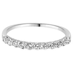 Anillo de Aniversario de Diamantes de Oro Blanco de 14 Kilates