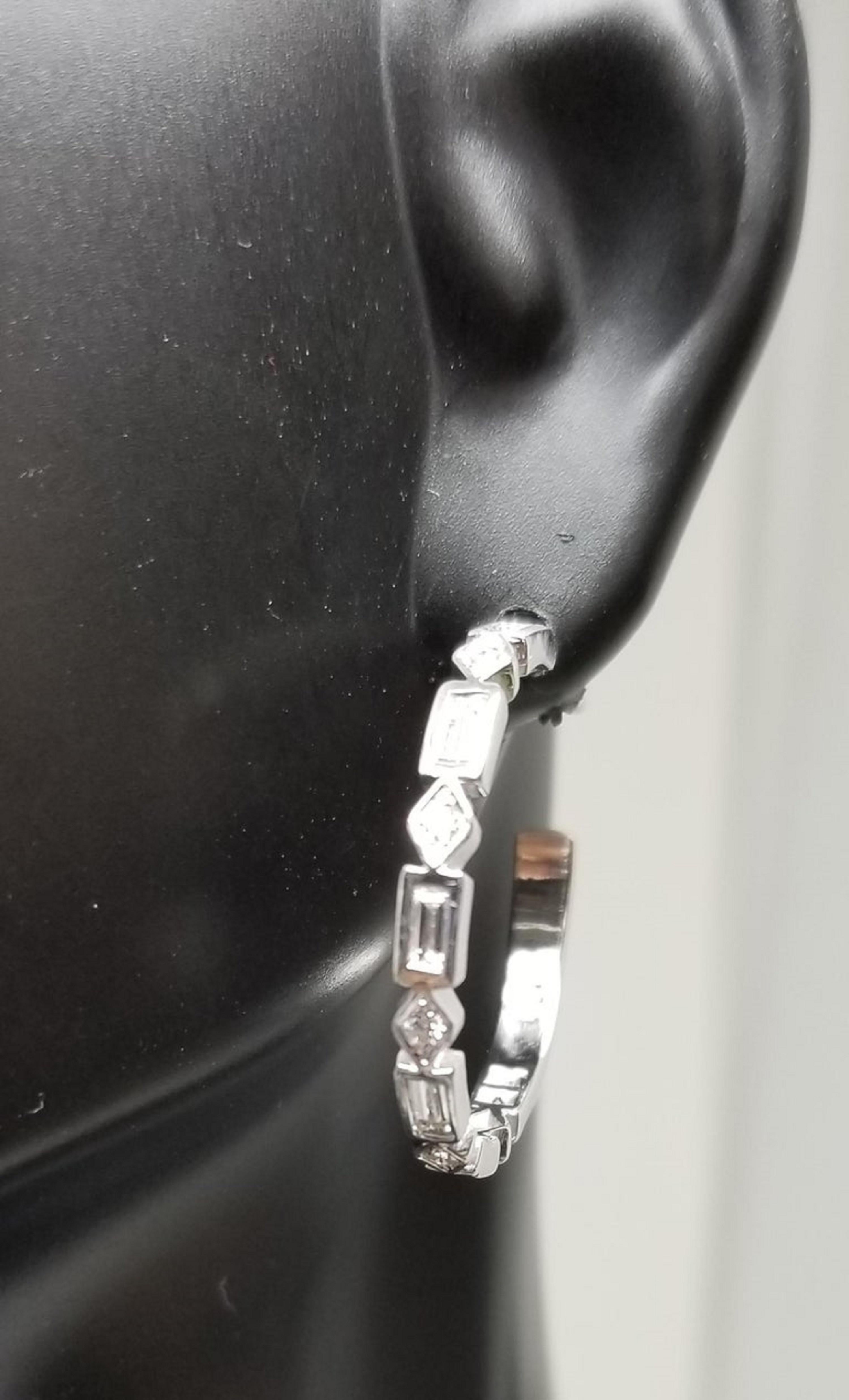 14 Karat White Gold Diamond Baguette and Round Earrings For Sale 1