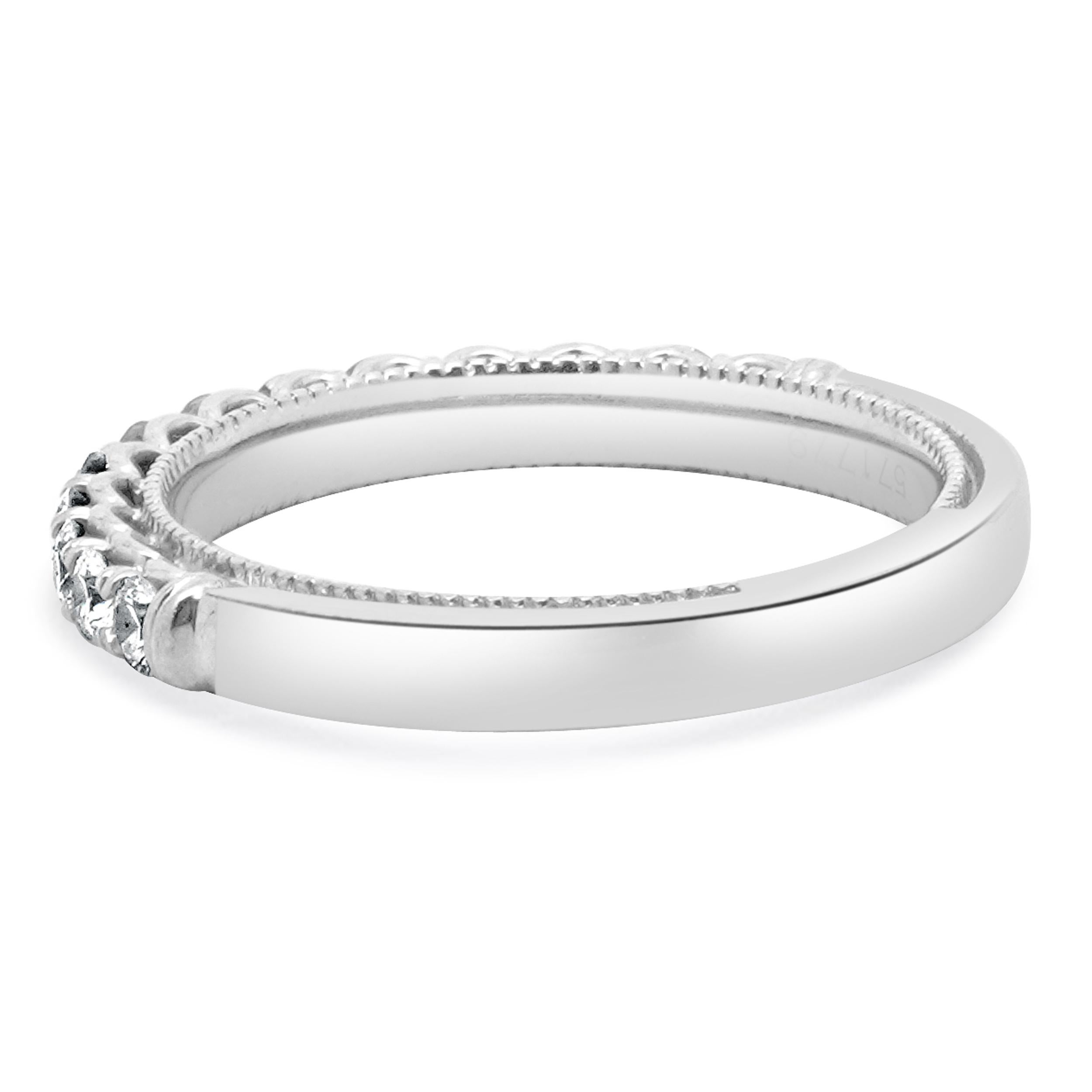 Anillo de diamantes de oro blanco de 14 quilates en Excelente estado para la venta en Scottsdale, AZ