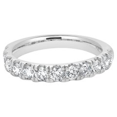 Anillo de diamantes de oro blanco de 14 quilates
