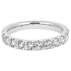 Anillo de diamantes de oro blanco de 14 quilates