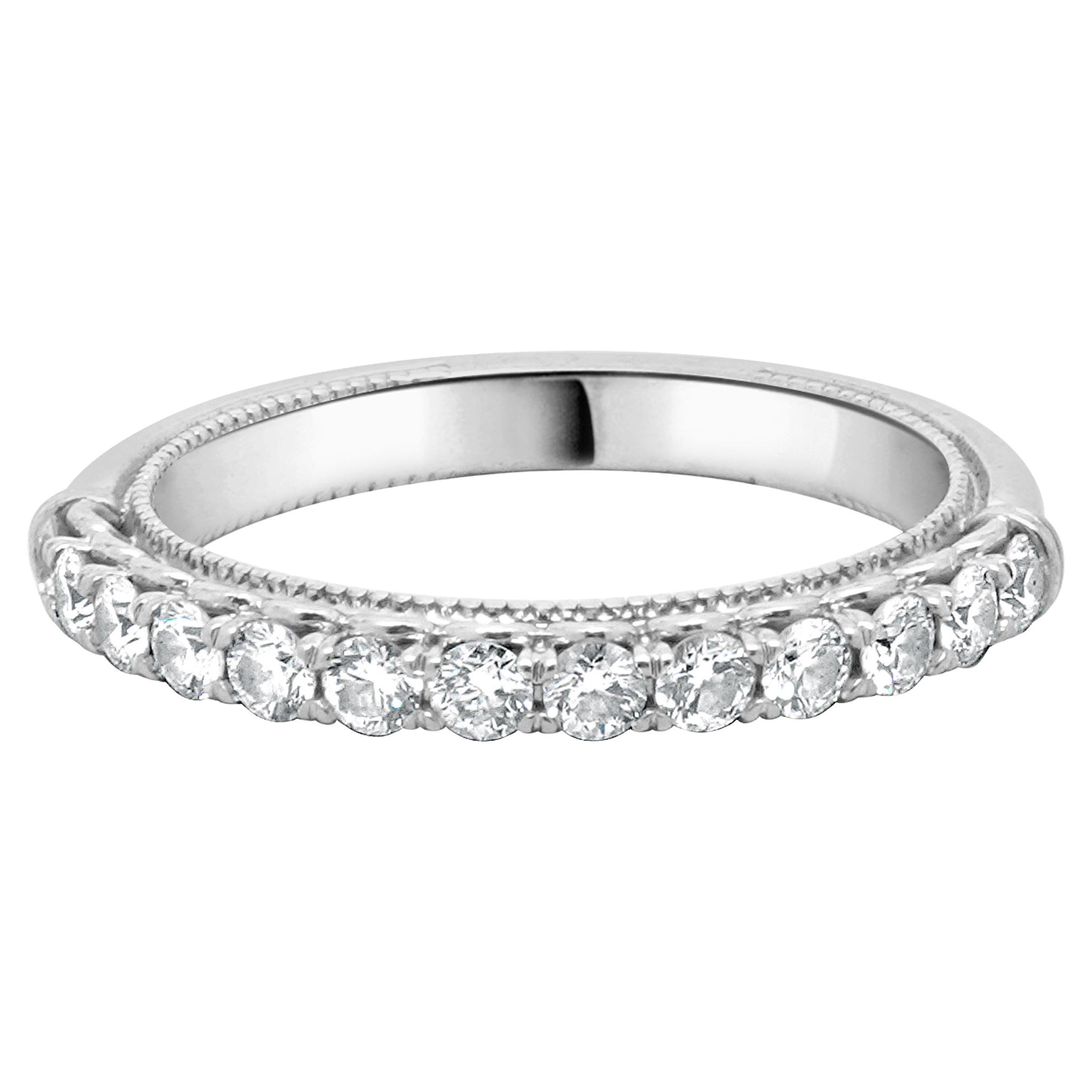 Anillo de diamantes de oro blanco de 14 quilates en venta
