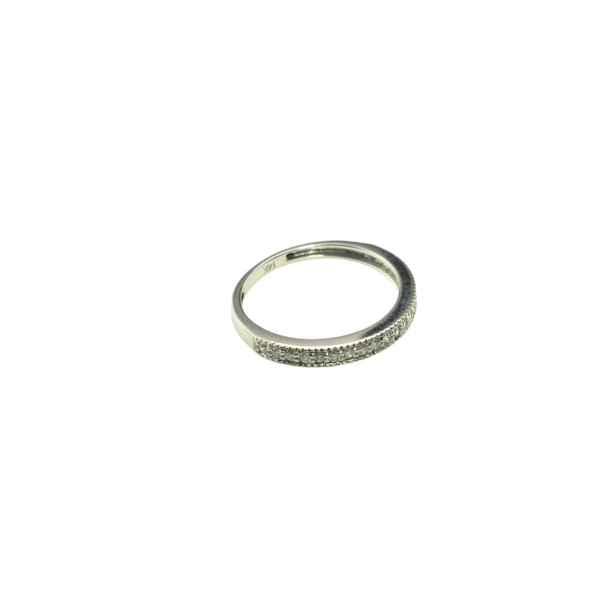 14 Karat Weißgold Diamant-Ring Größe 5,75 #15586 (Rundschliff) im Angebot
