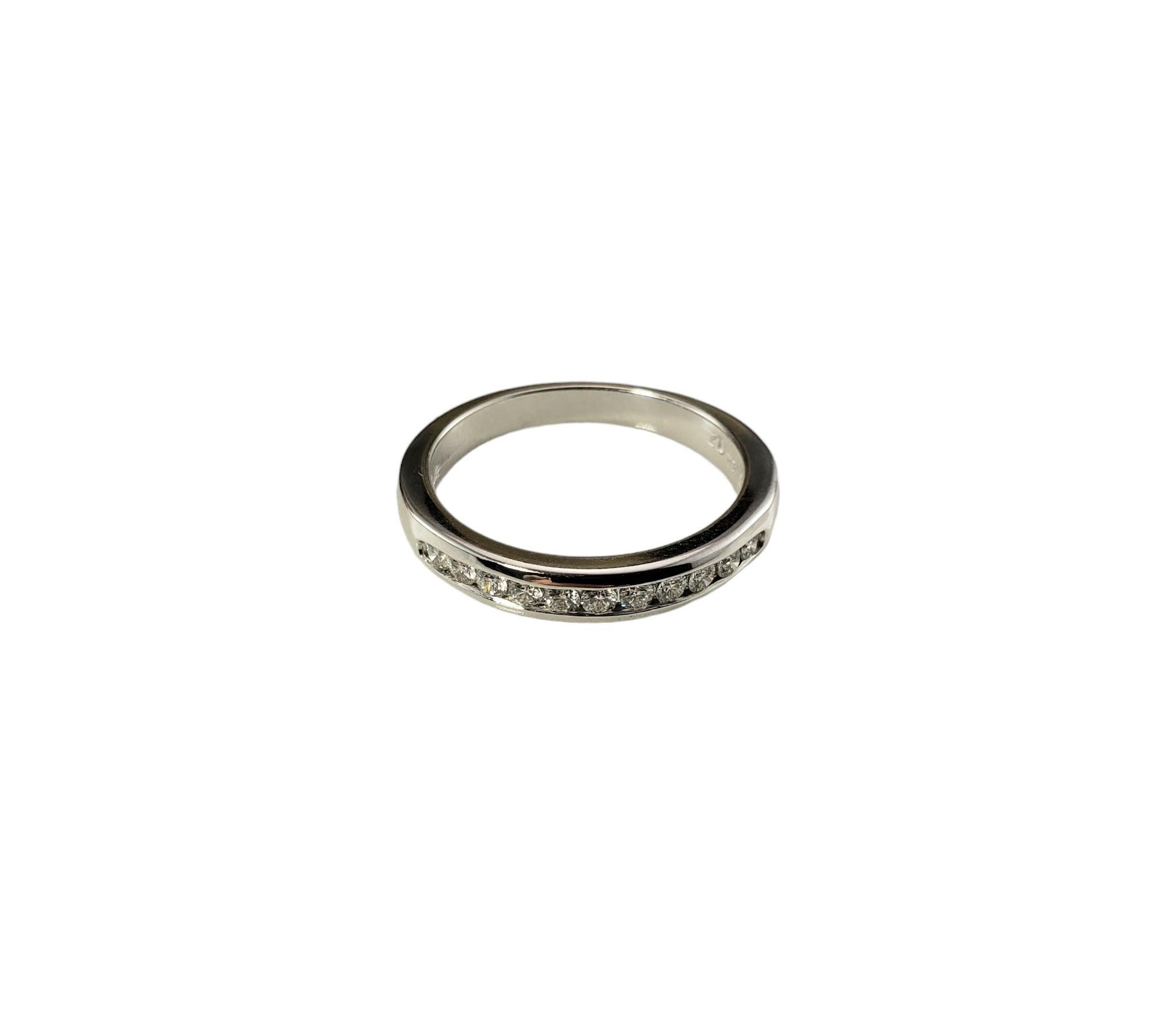 Round Cut 14 Karat White Gold Diamond Band Ring Size 6.5 #16337 For Sale