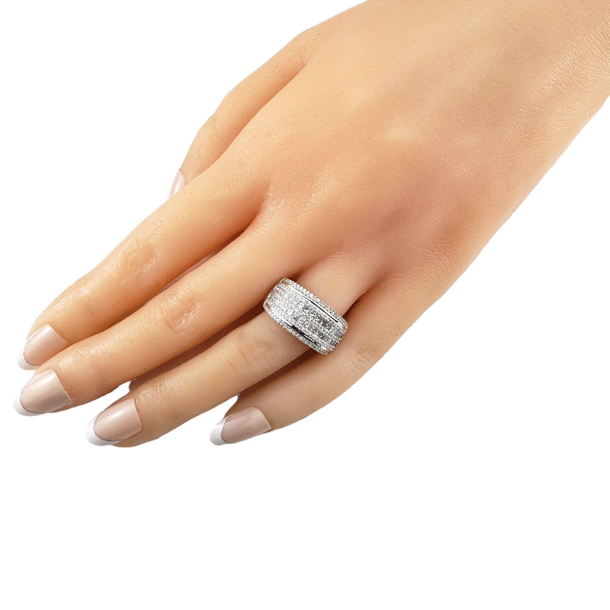 14 Karat White Gold Diamond Band Ring Size 7.5 #16617 For Sale 2