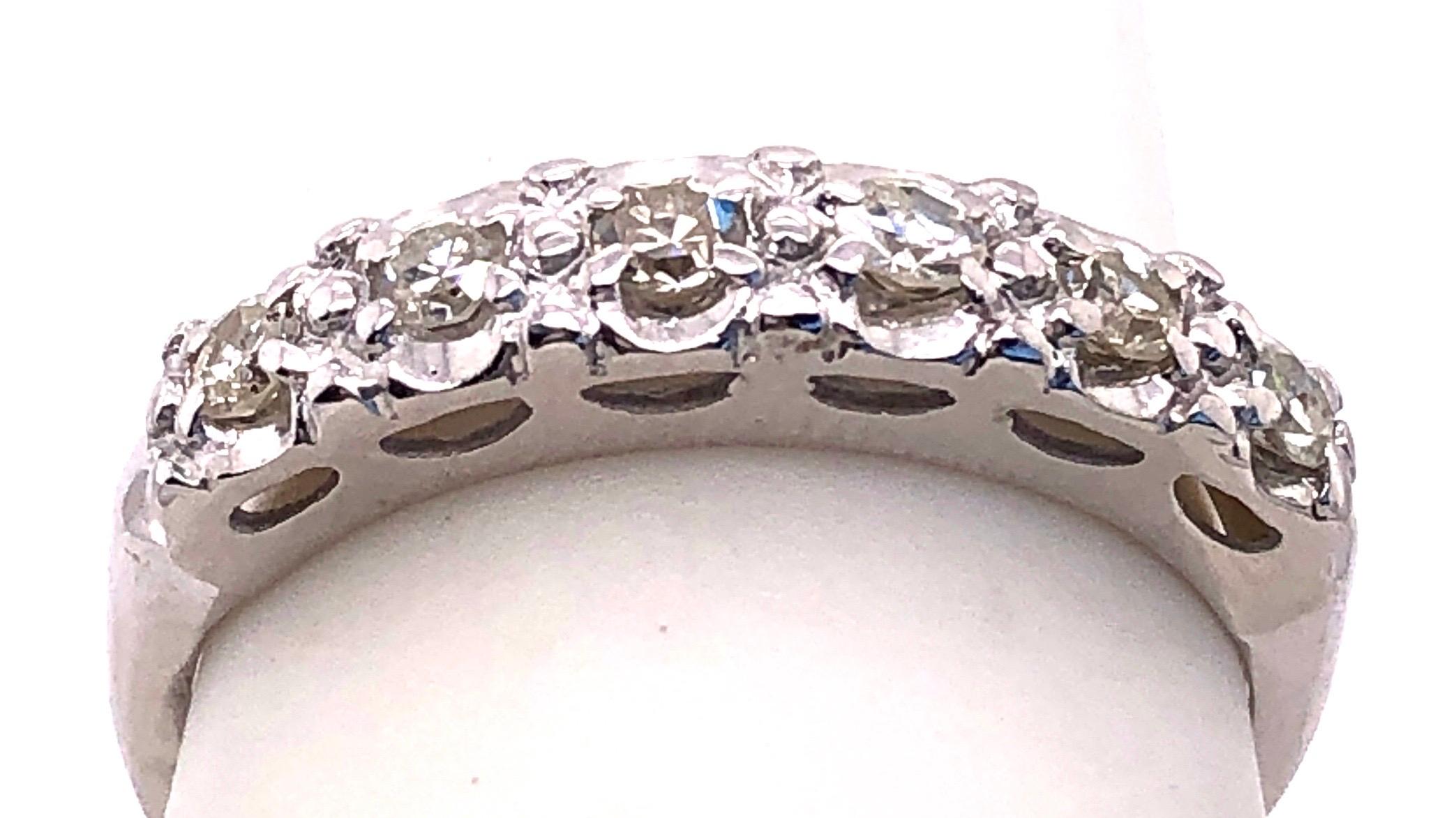 Alliance d'anniversaire de mariage en or blanc 14 carats avec diamants d'un poids total de 0,50 carat Unisexe en vente