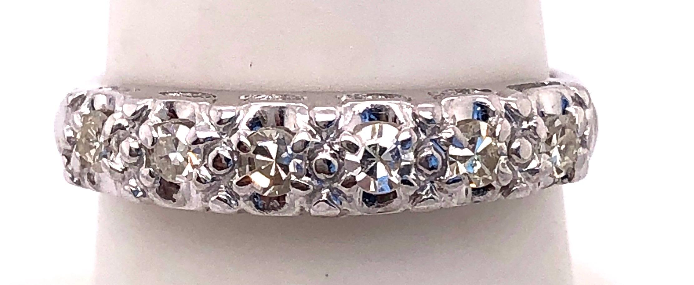 14 Karat Weißgold Diamantband Hochzeit Jahrestag 0,50 Gesamtgewicht Diamantband im Angebot 1