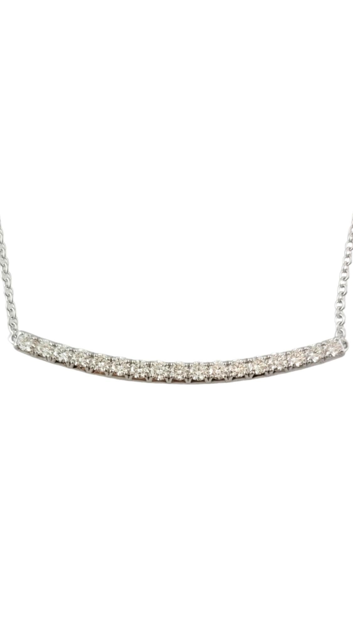 14 Karat White Gold Diamond Bar Necklace

This sparkling curved diamond bar necklace features 17 round brilliant cut diamonds set in classic 14K white gold. 

Approximate total diamond weight: 1.0 ct.

Diamond color: H-I

Diamond clarity: 