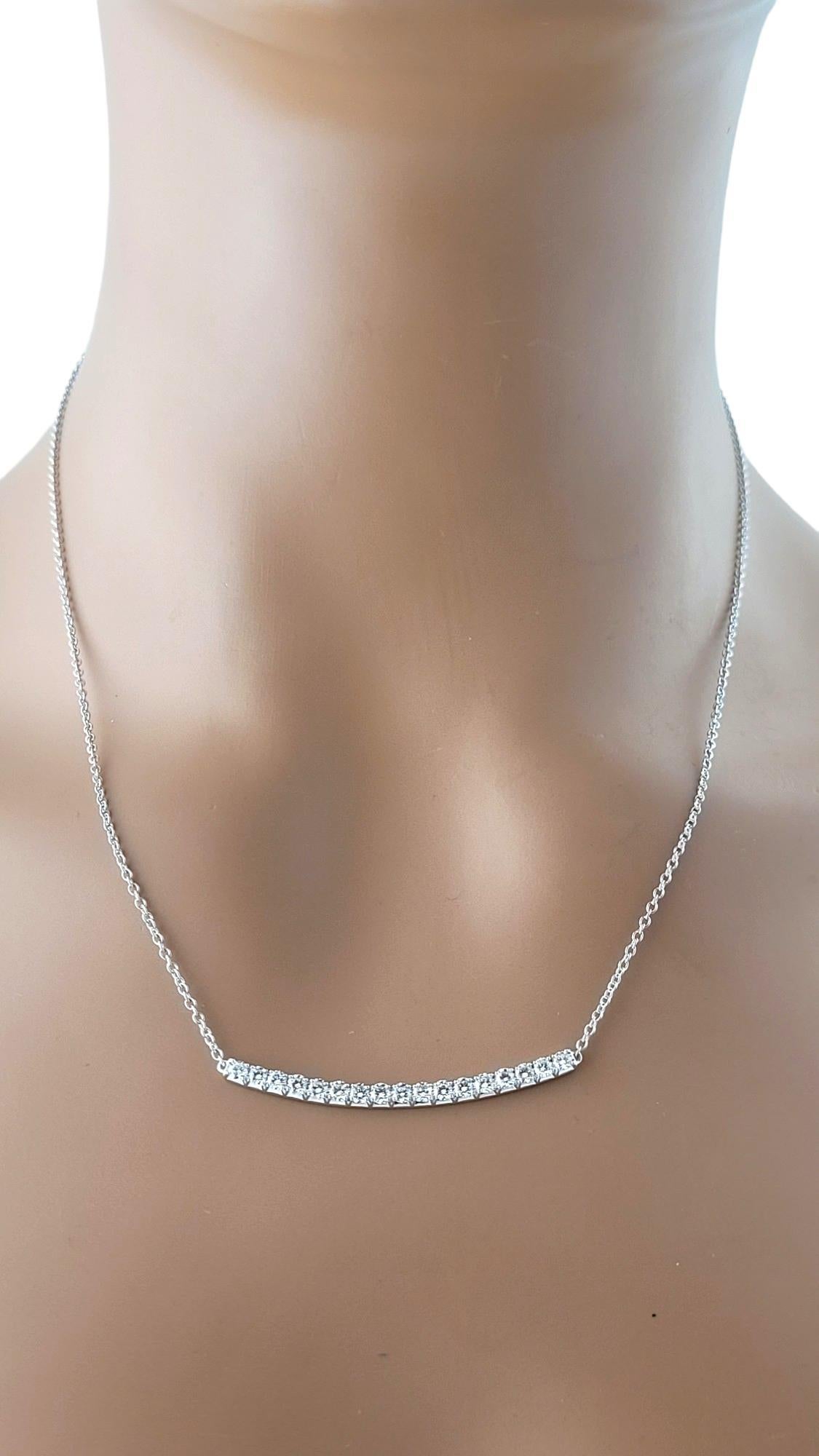 14 Karat White Gold Diamond Bar Necklace #17638 For Sale 2
