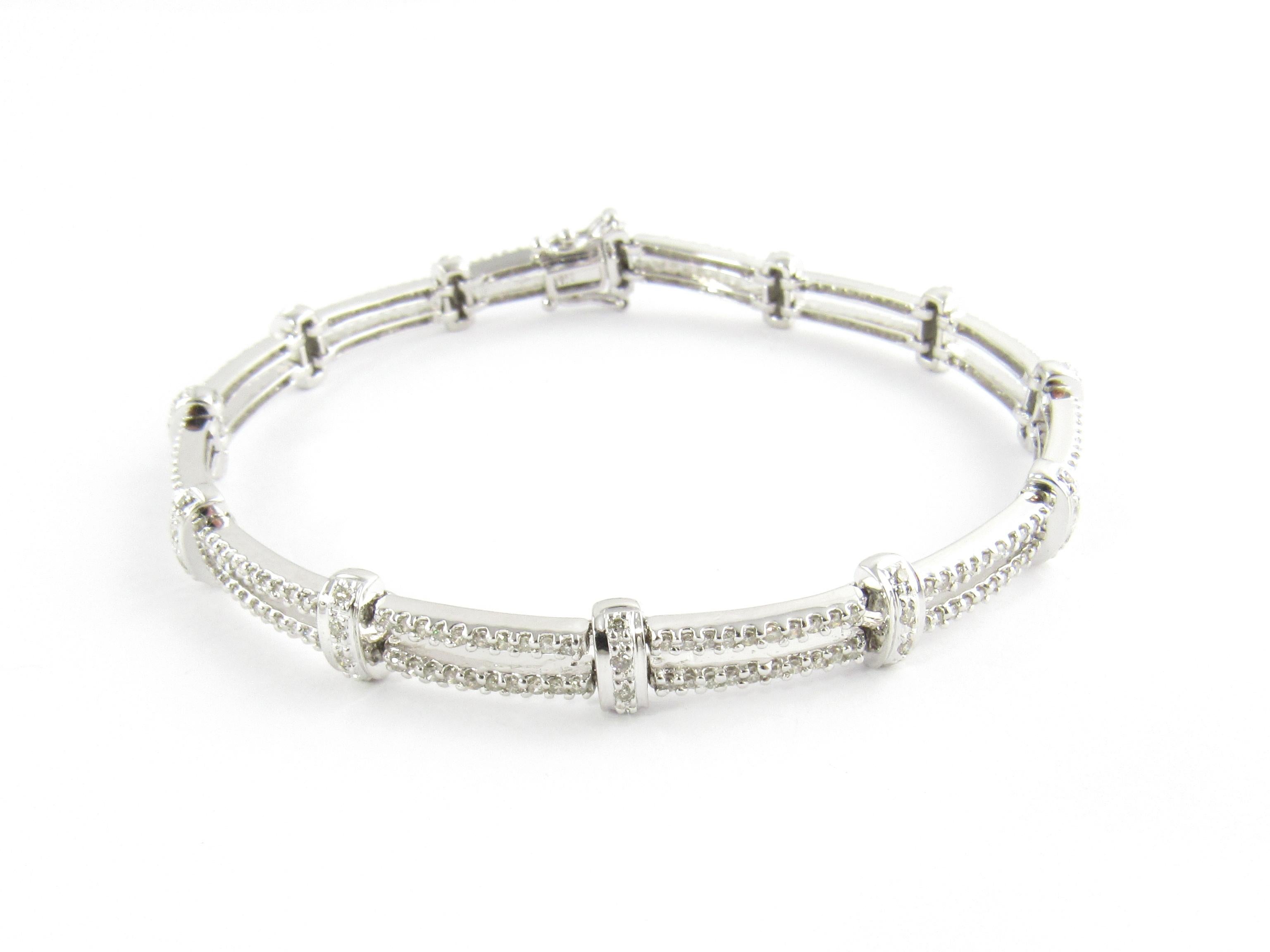 Pulsera de diamantes de oro blanco de 14 quilates en venta 3