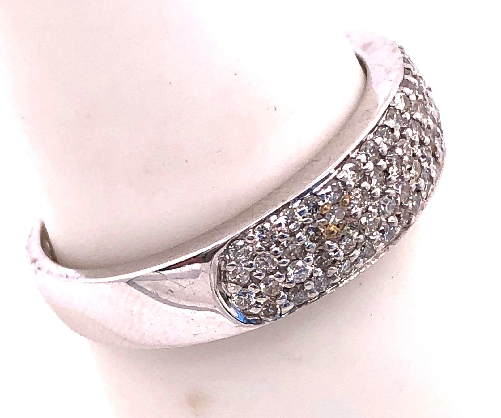 Taille ronde Bague de mariage en or blanc 14 carats avec diamants 1,00 TDW en vente