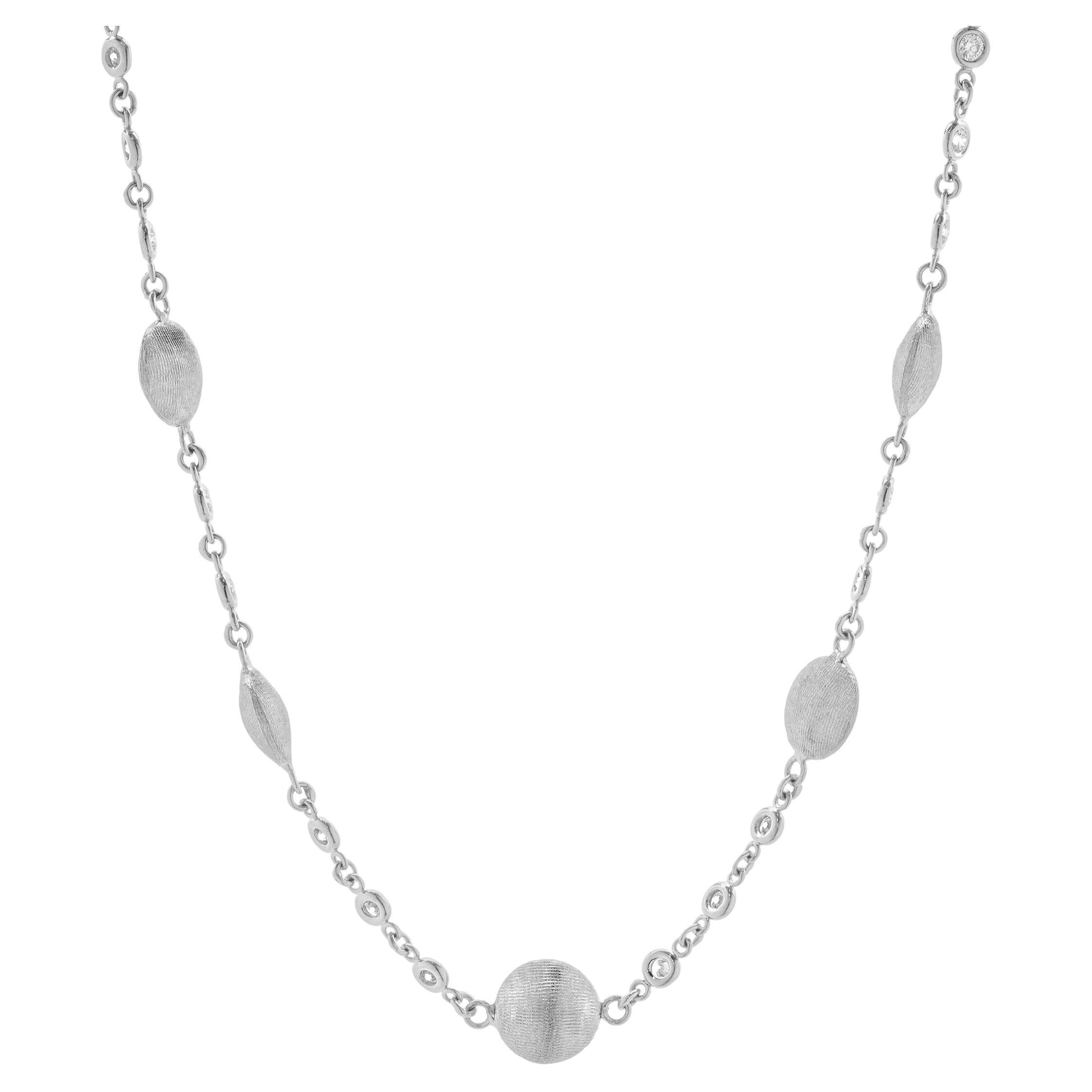 14 Karat White Gold Diamond By The Yard Gold Ball Necklace im Angebot
