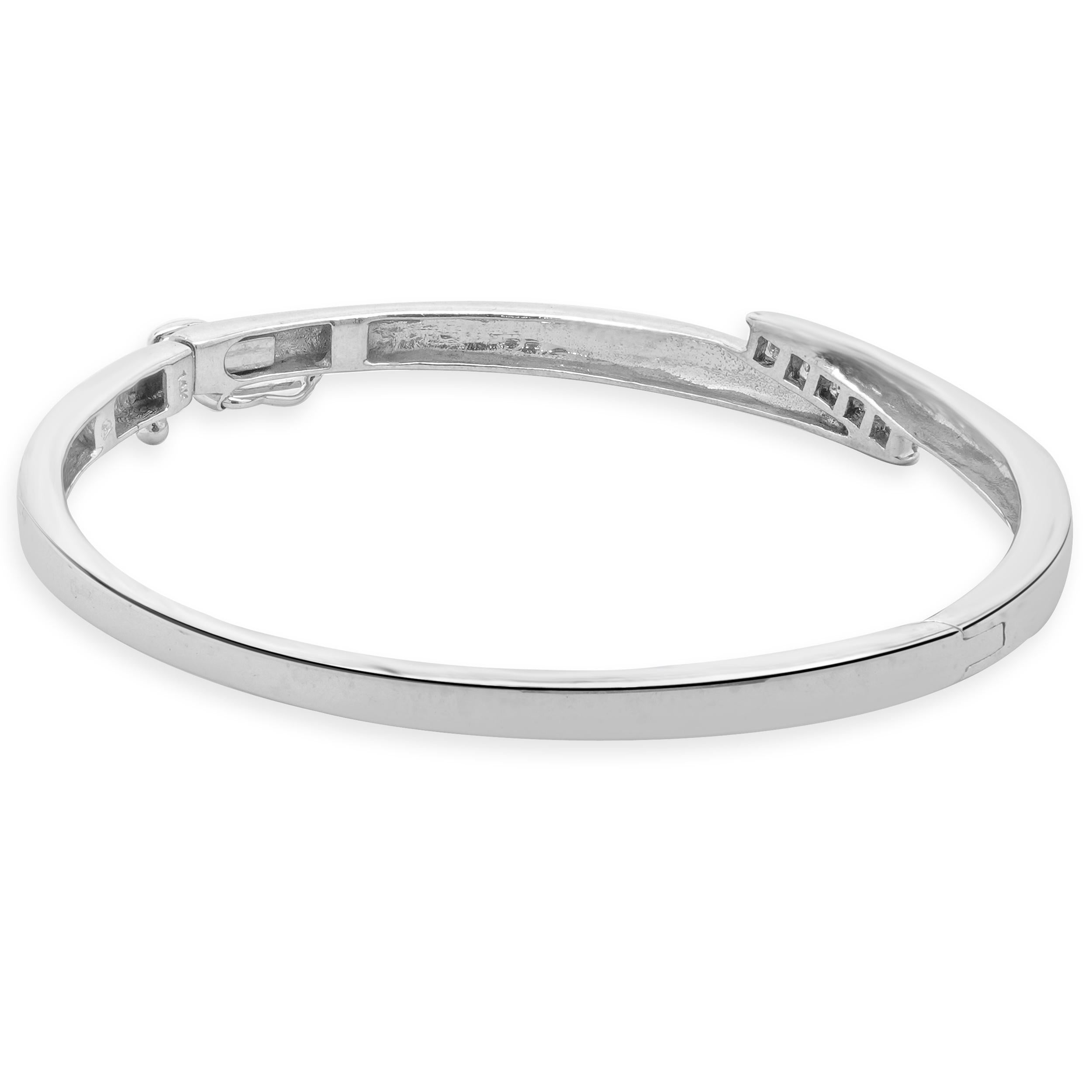 Taglio rotondo Bracciale Bypass con diamanti in oro bianco 14 carati in vendita