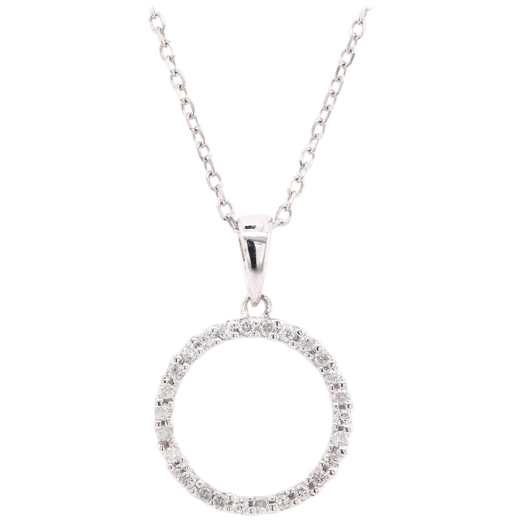14 Karat White Gold Diamond Circle Necklace For Sale
