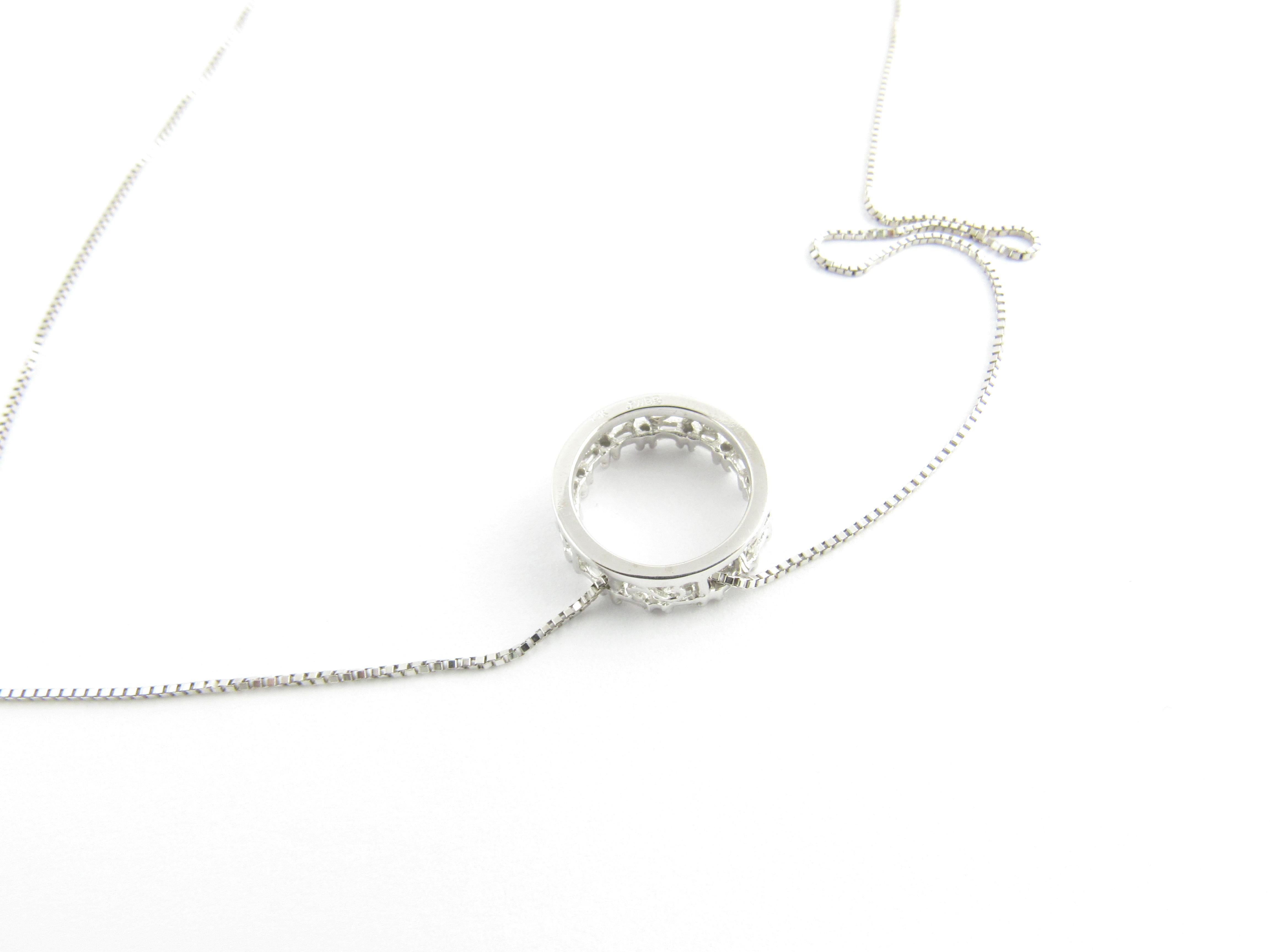 Women's 14 Karat White Gold Diamond Circle Pendant