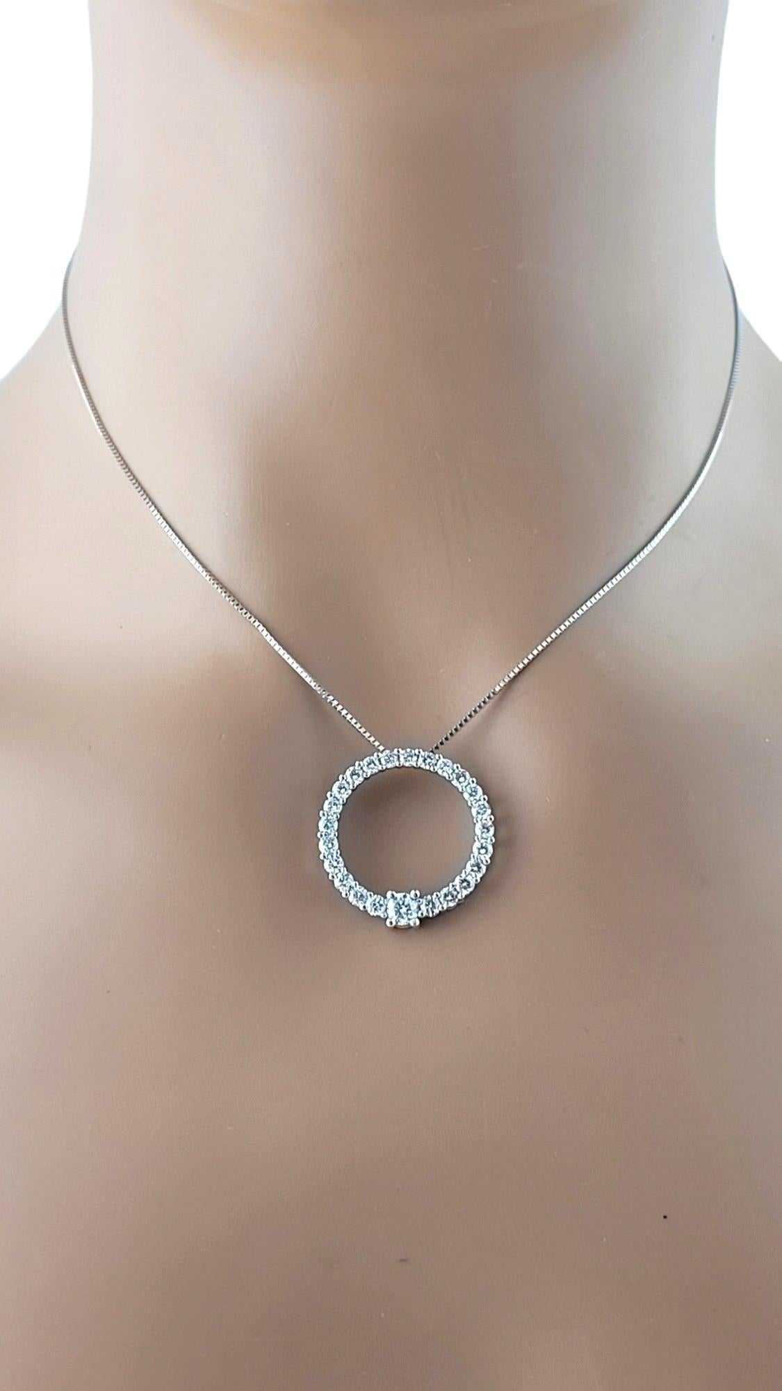14 Karat White Gold Diamond Circle Pendant Necklace #16981 For Sale 4