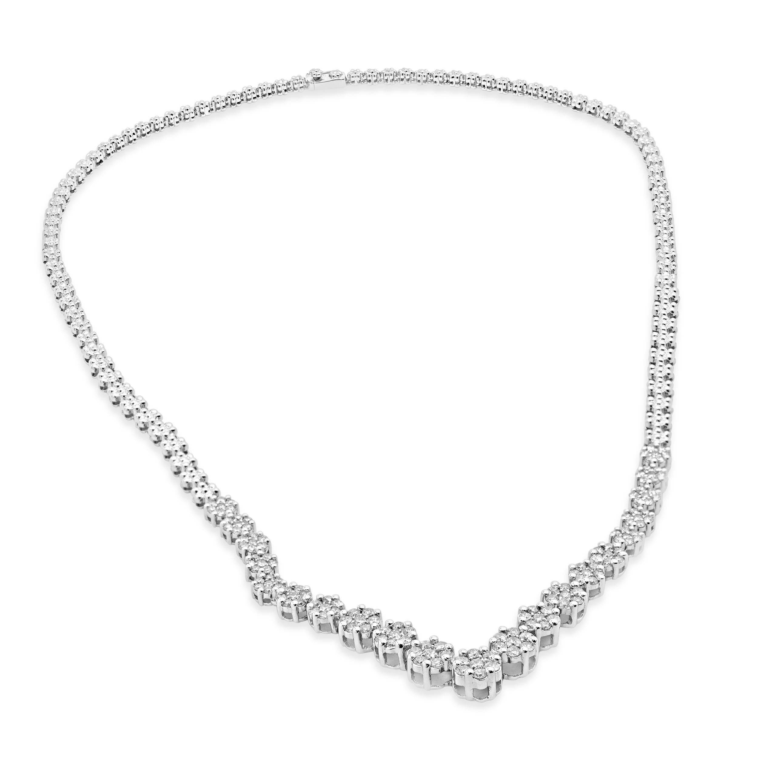Brilliant Cut 14 Karat White Gold Diamond Cluster Collar Necklace For Sale