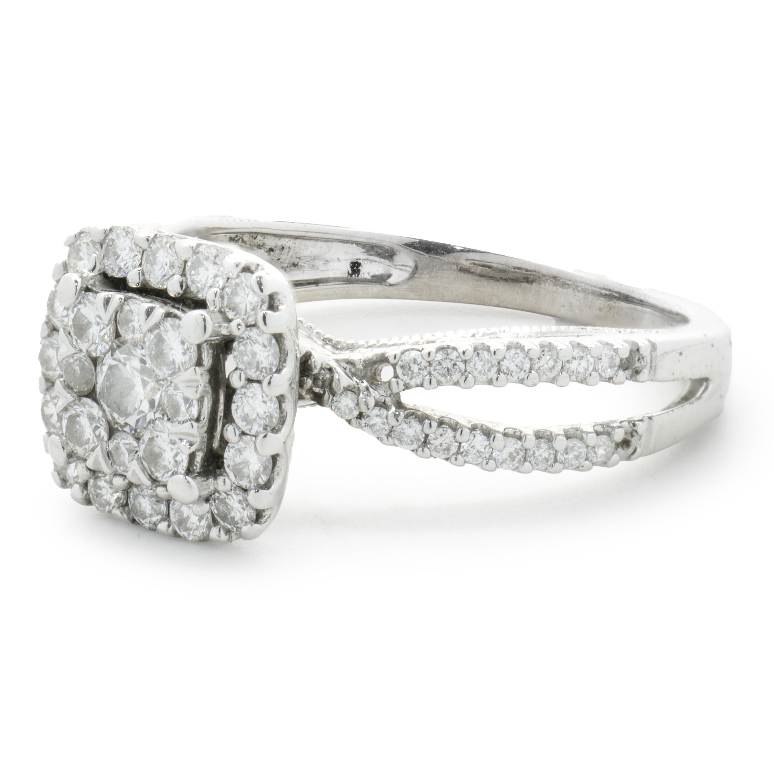14 Karat White Gold Diamond Cluster Engagement Ring In Excellent Condition For Sale In Scottsdale, AZ