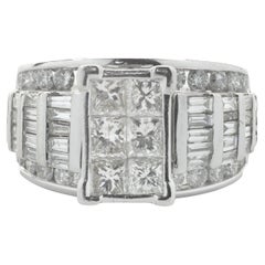 14 Karat White Gold Diamond Cluster Engagement Ring 14 Karat White Gold Diamond Cluster Engagement Ring