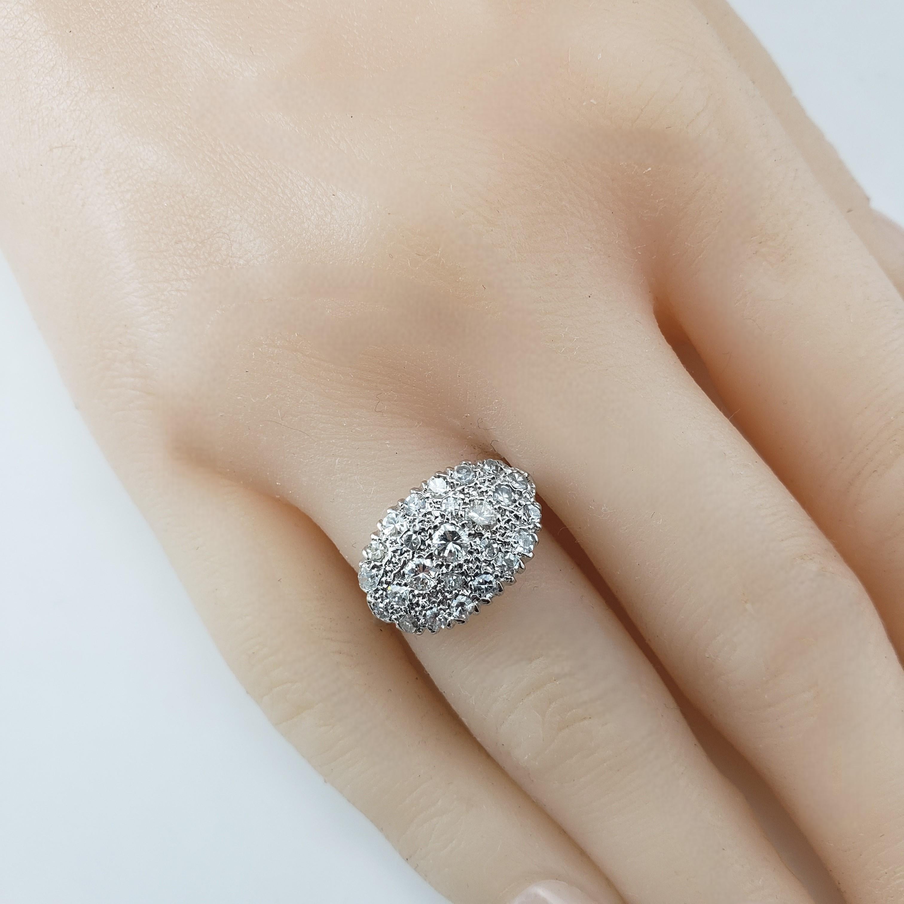 14 Karat Weißgold Diamant-Cluster-Ring Größe 7,75  #20709 Damen im Angebot