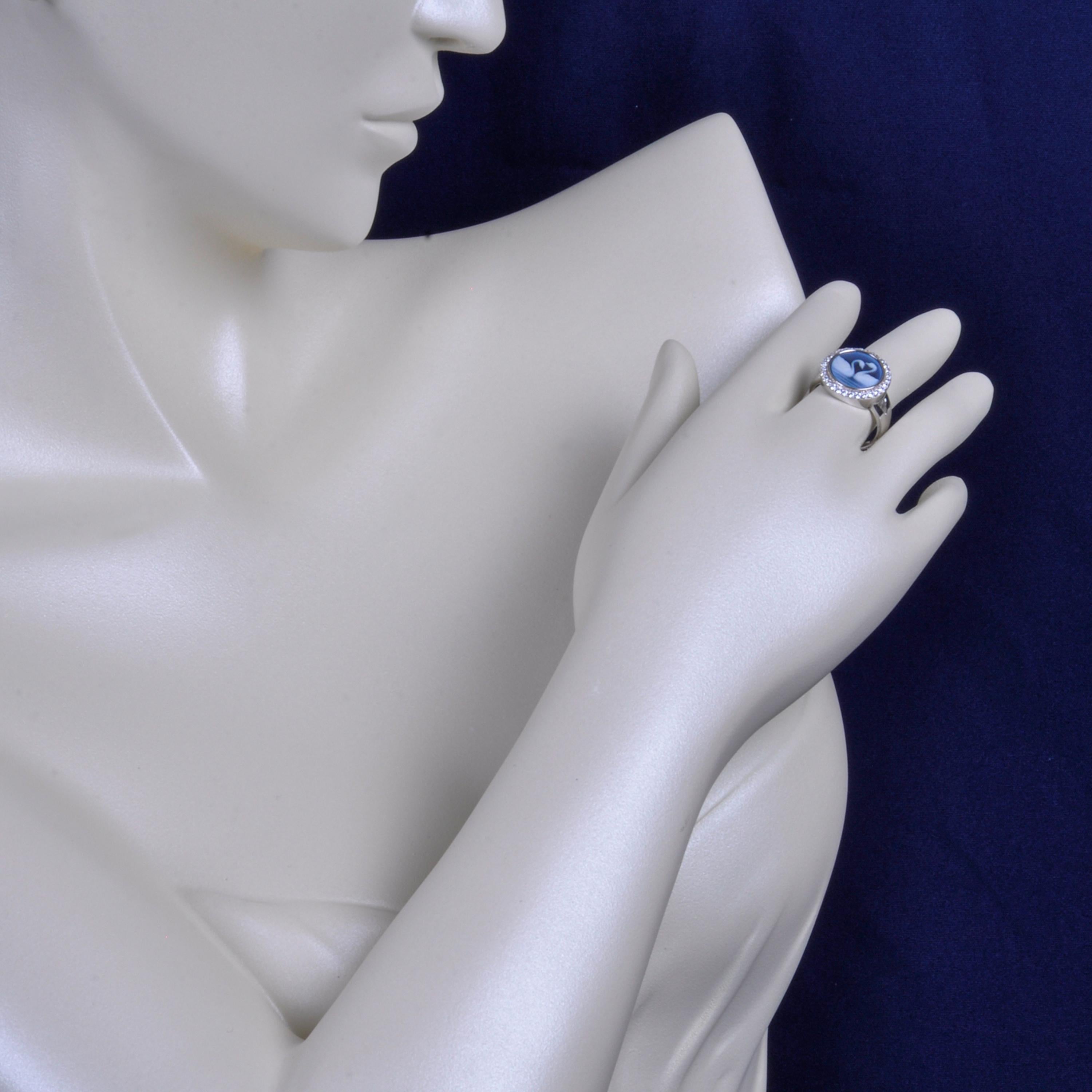 For Sale:  14 Karat White Gold Diamond Couple Swan Agate Cameo Flexible Ring 4