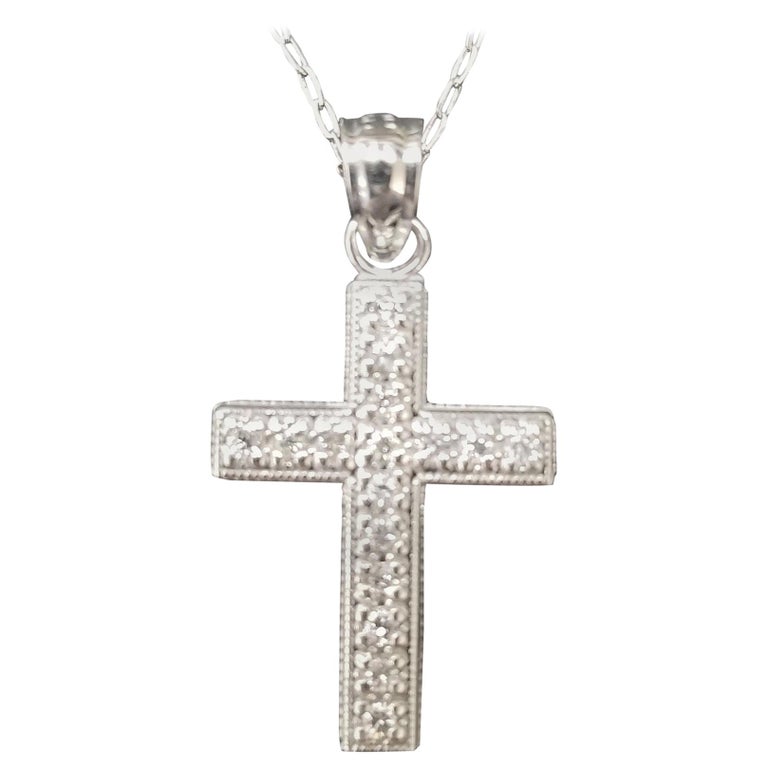 14 Karat White Gold Diamond Cross For Sale at 1stdibs