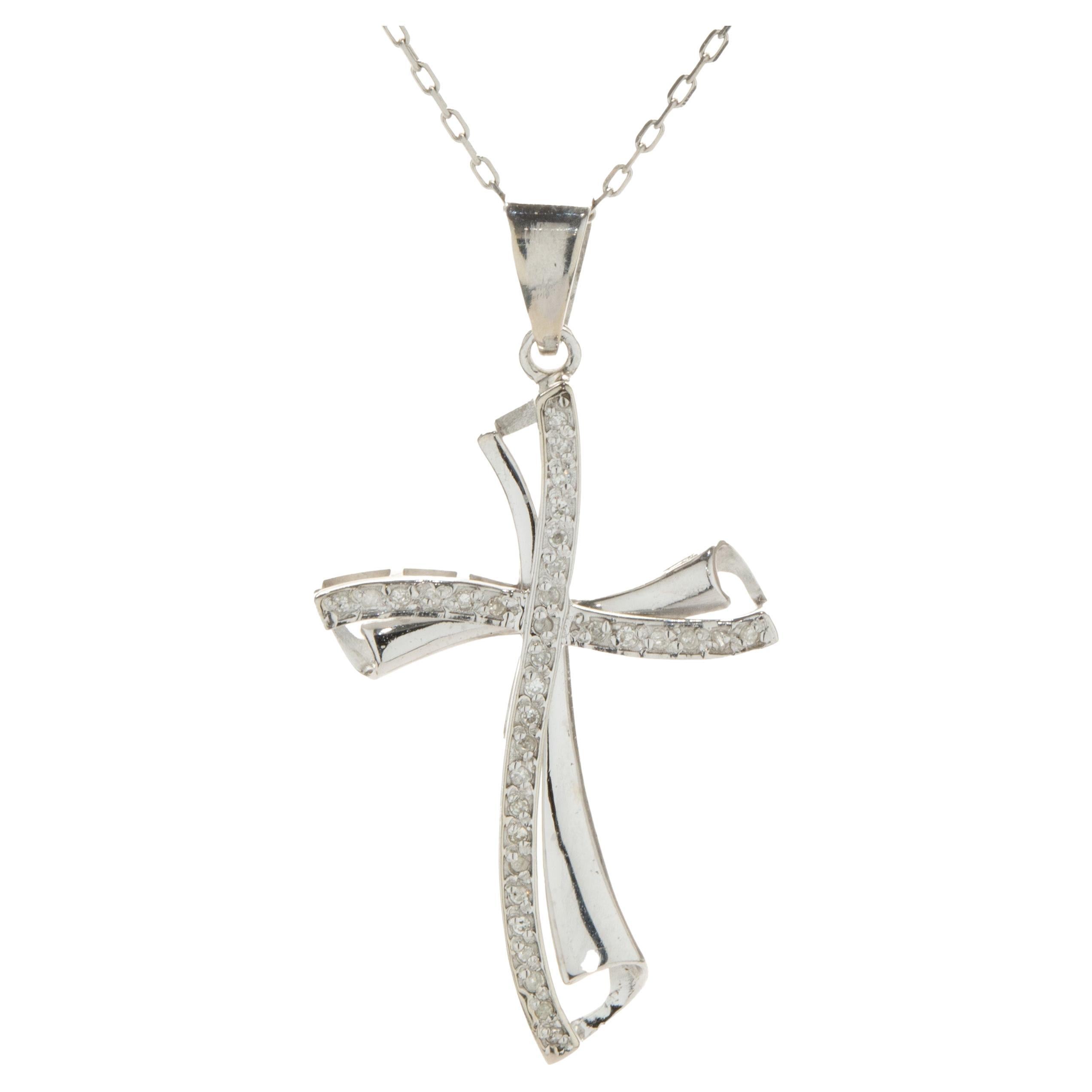 14 Karat White Gold Diamond Cross Necklace