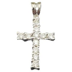 Colgante Cruz Diamante Oro Blanco 14 Kilates #17661