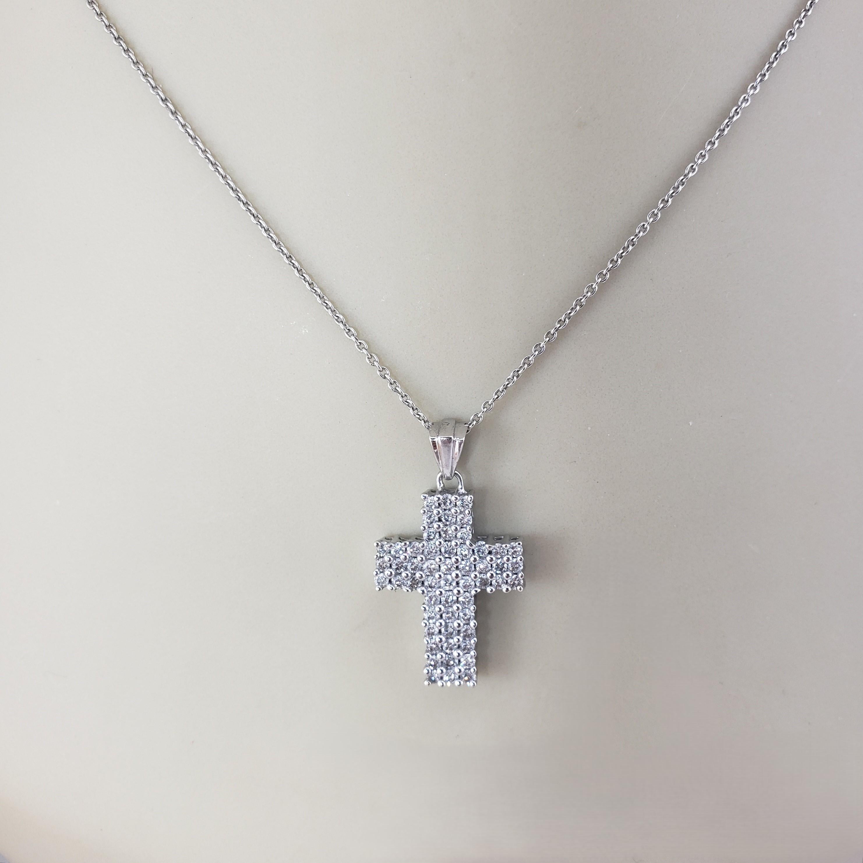 Colgante Cruz de Diamantes de Oro Blanco de 14 Kilates #20758 en venta 1