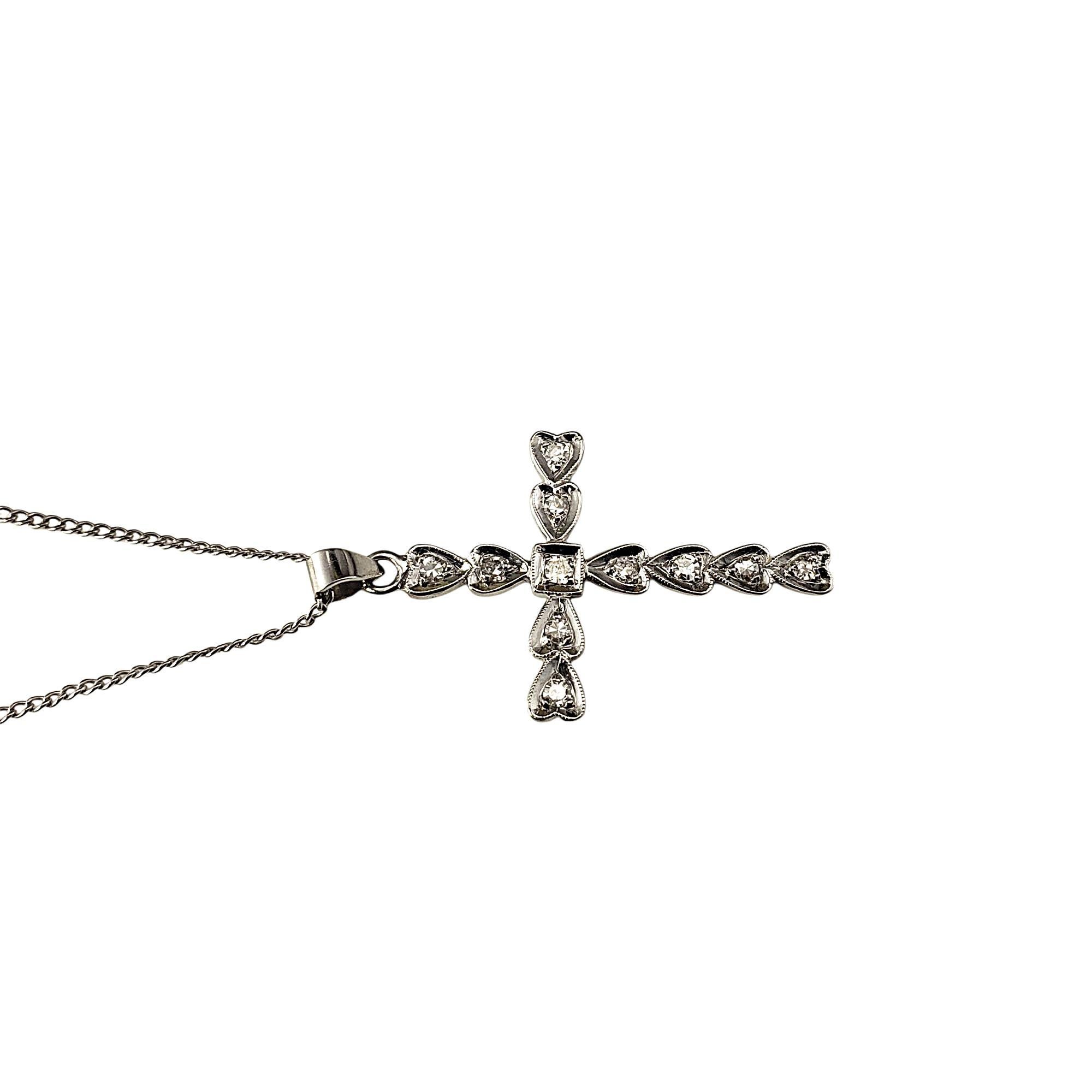 Taglio singolo Collana con ciondolo a croce in oro bianco 14 carati #21563 in vendita