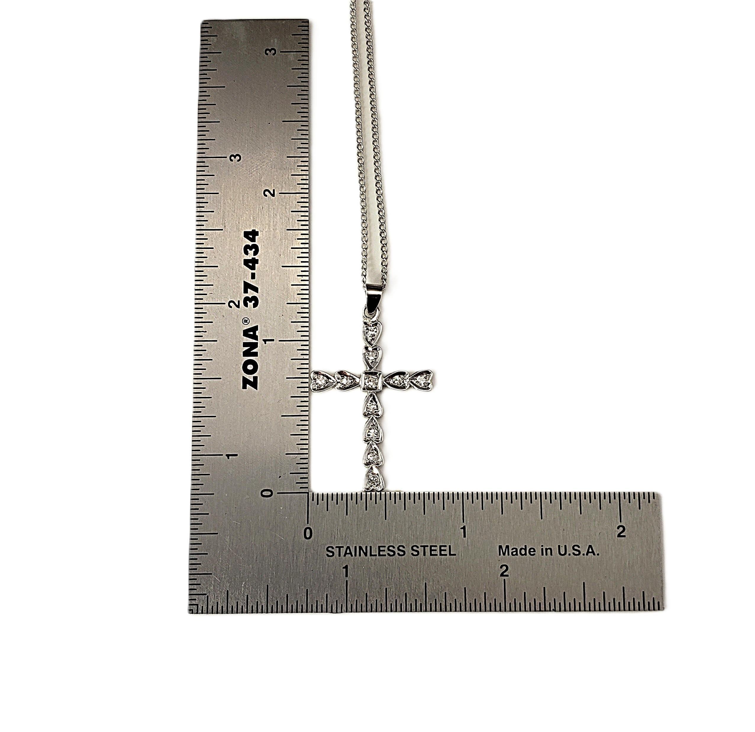 Donna Collana con ciondolo a croce in oro bianco 14 carati #21563 in vendita
