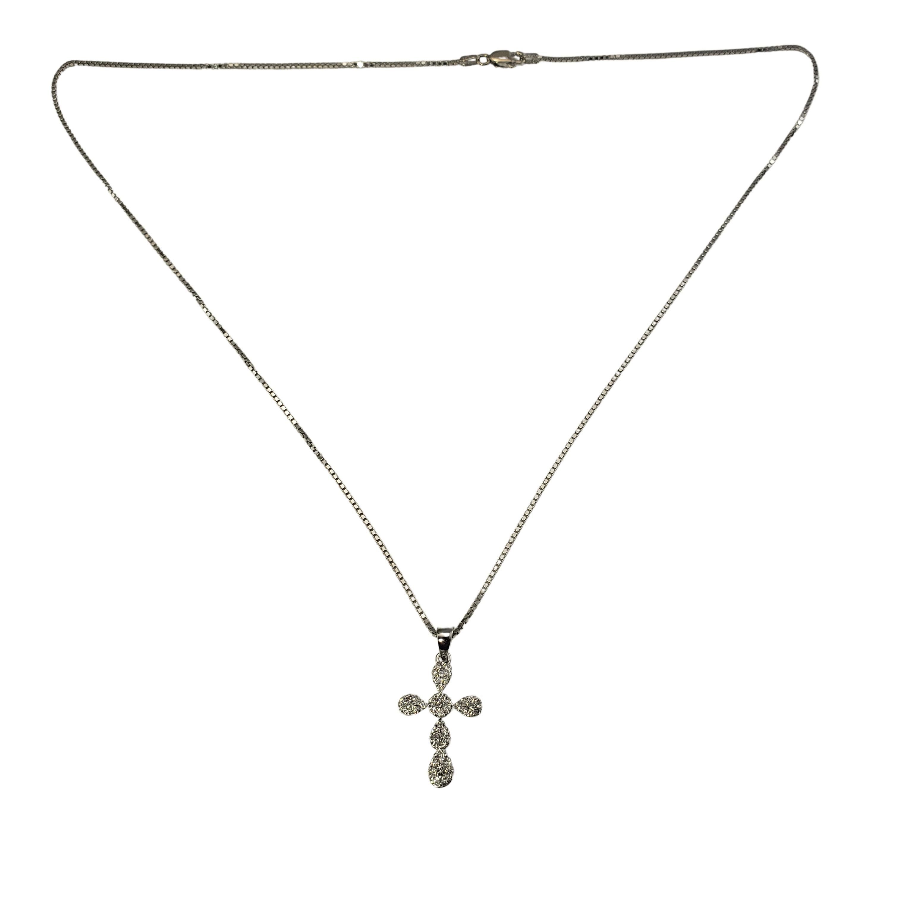 14 Karat White Gold Diamond Cross Pendant Necklace For Sale 3
