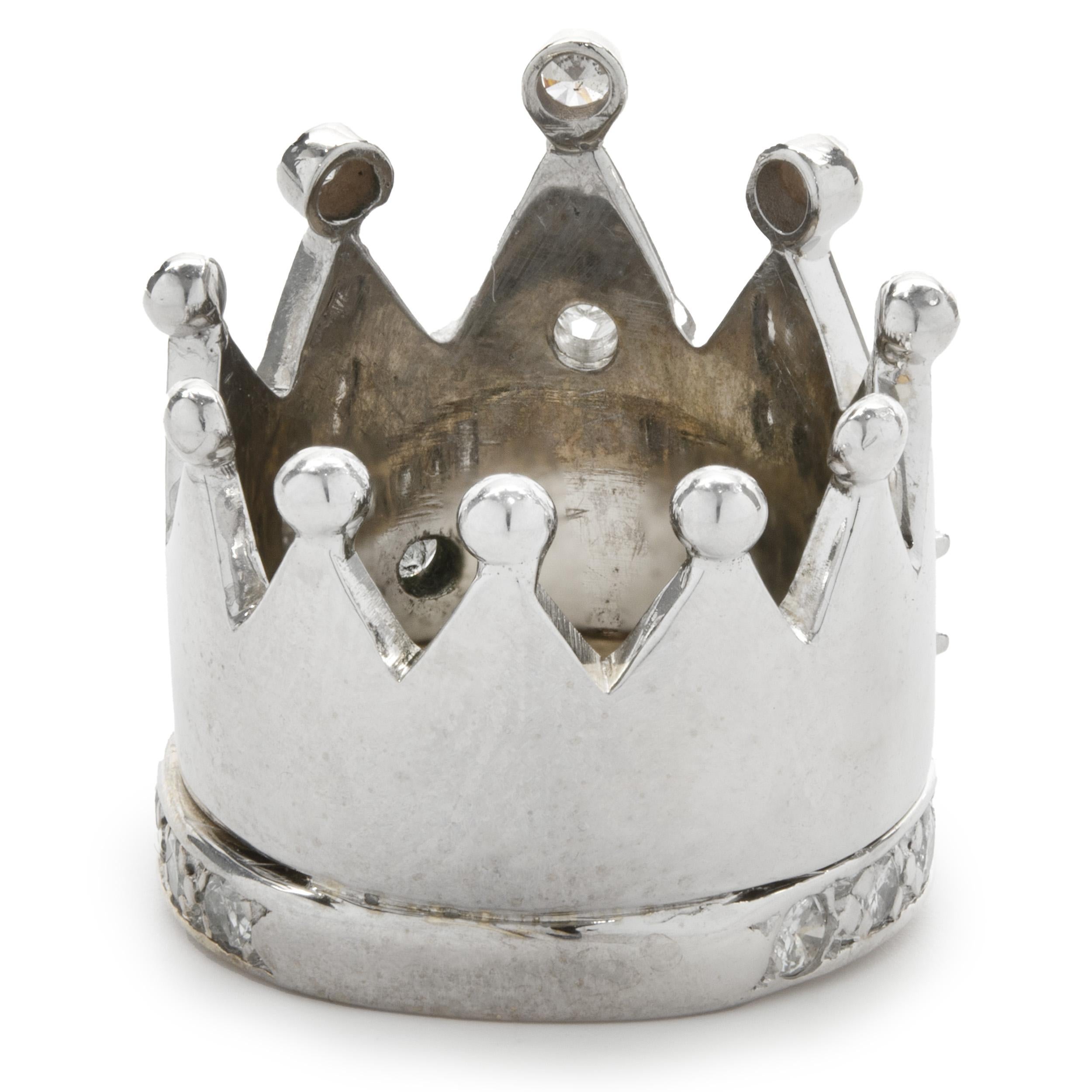 Princess Cut 14 Karat White Gold Diamond Crown Ring For Sale