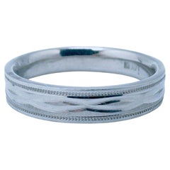 14 Karat White Gold Diamond-cut Millgram High Polish Finish Band, Size 8.5